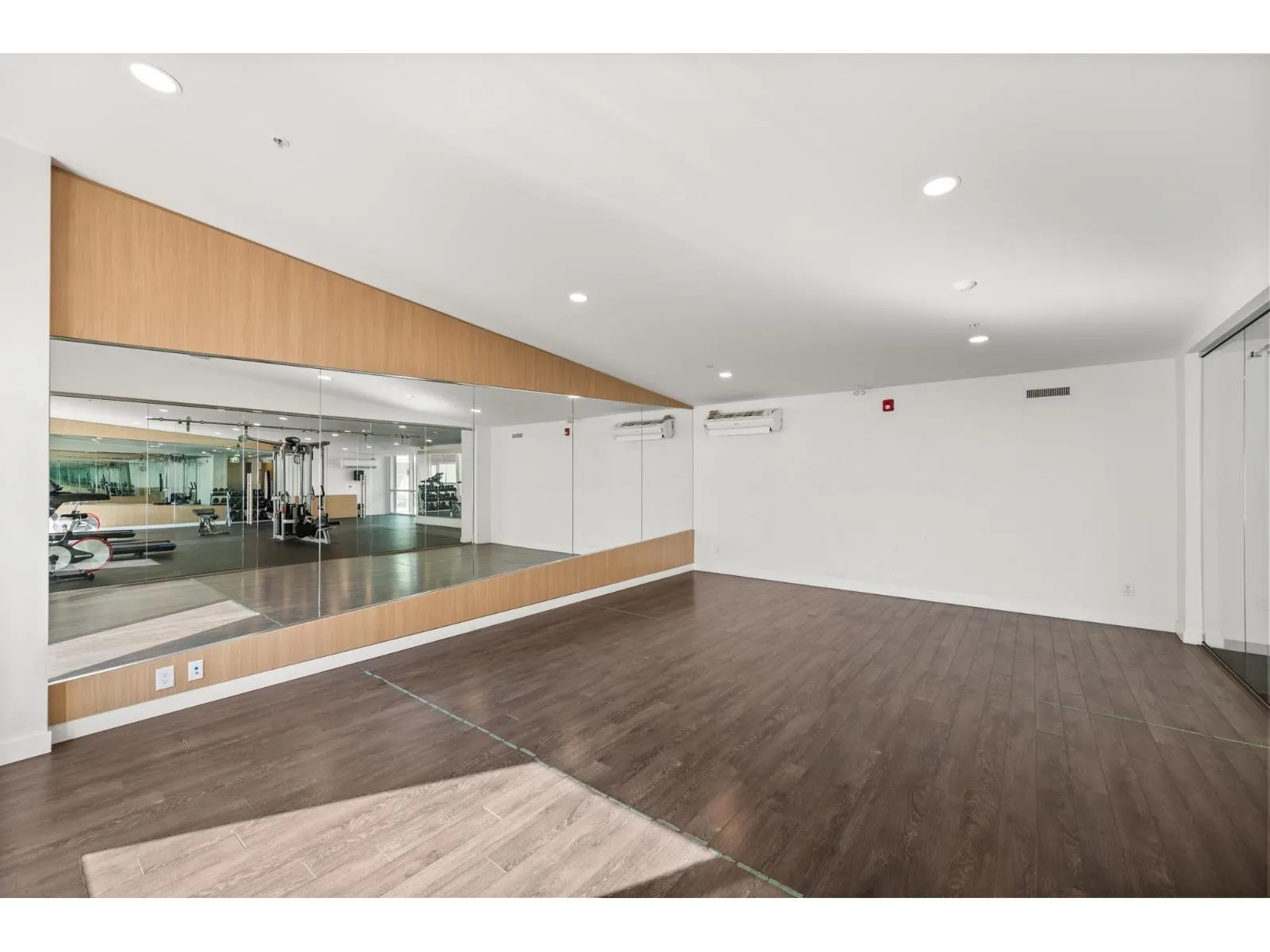 614 10603 140 STREET