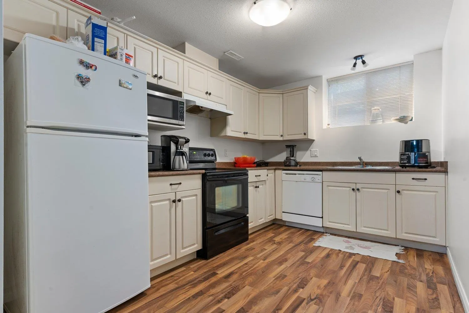 8 50354 ADELAIDE PLACE|Eastern Hillsides