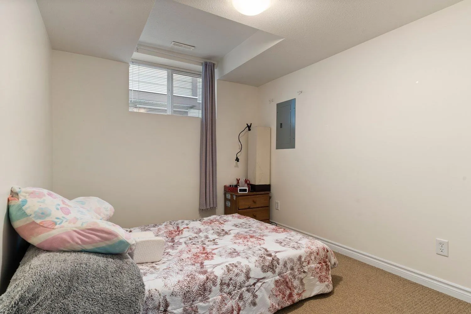 8 50354 ADELAIDE PLACE|Eastern Hillsides