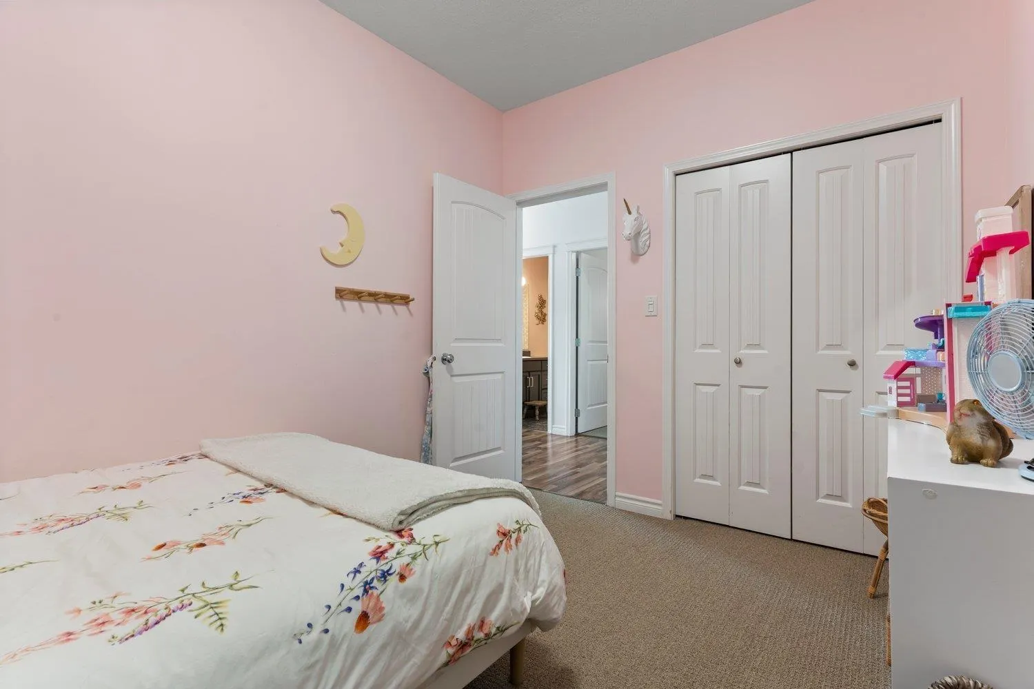 8 50354 ADELAIDE PLACE|Eastern Hillsides