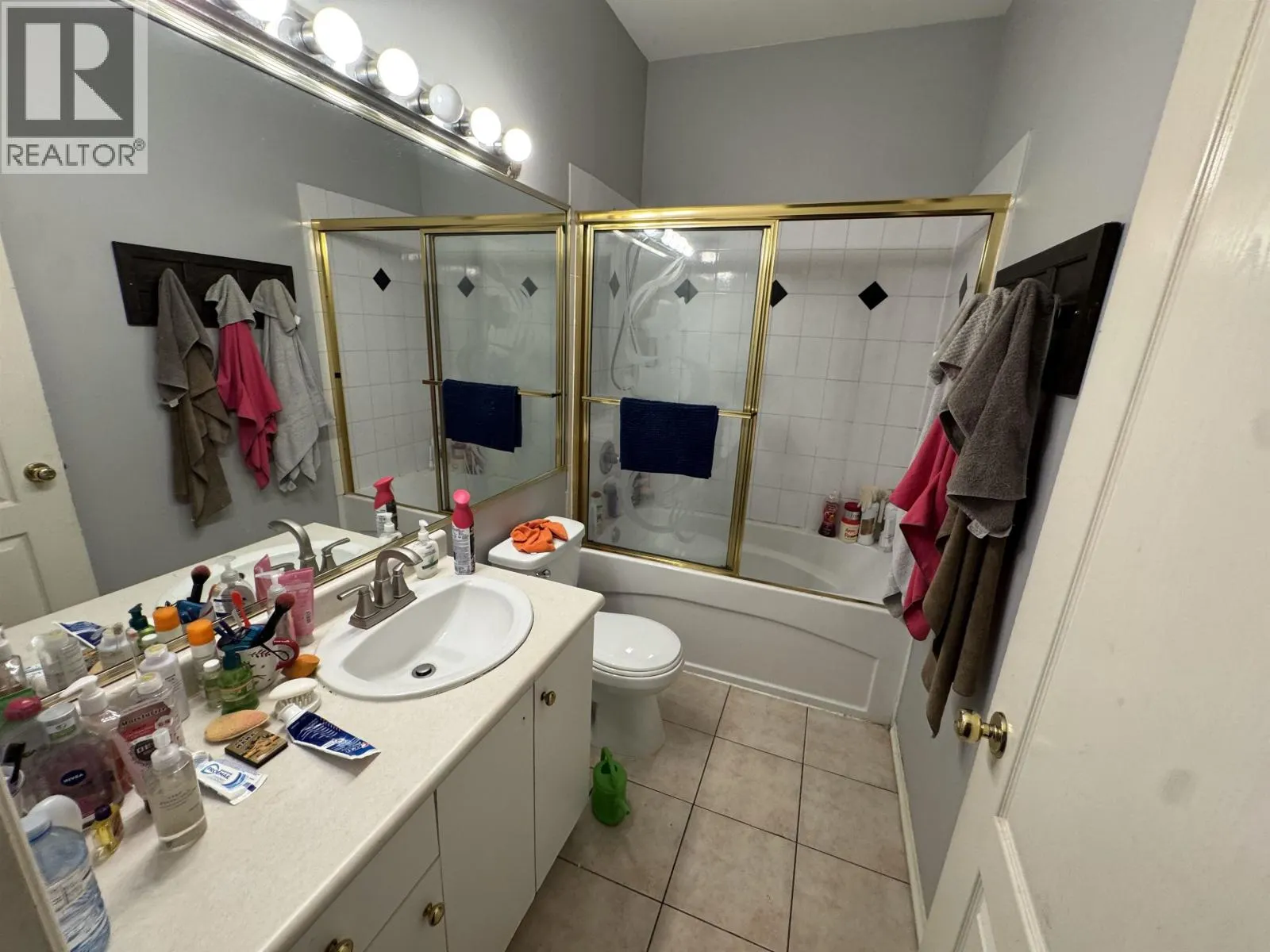 6693 CANADA WAY