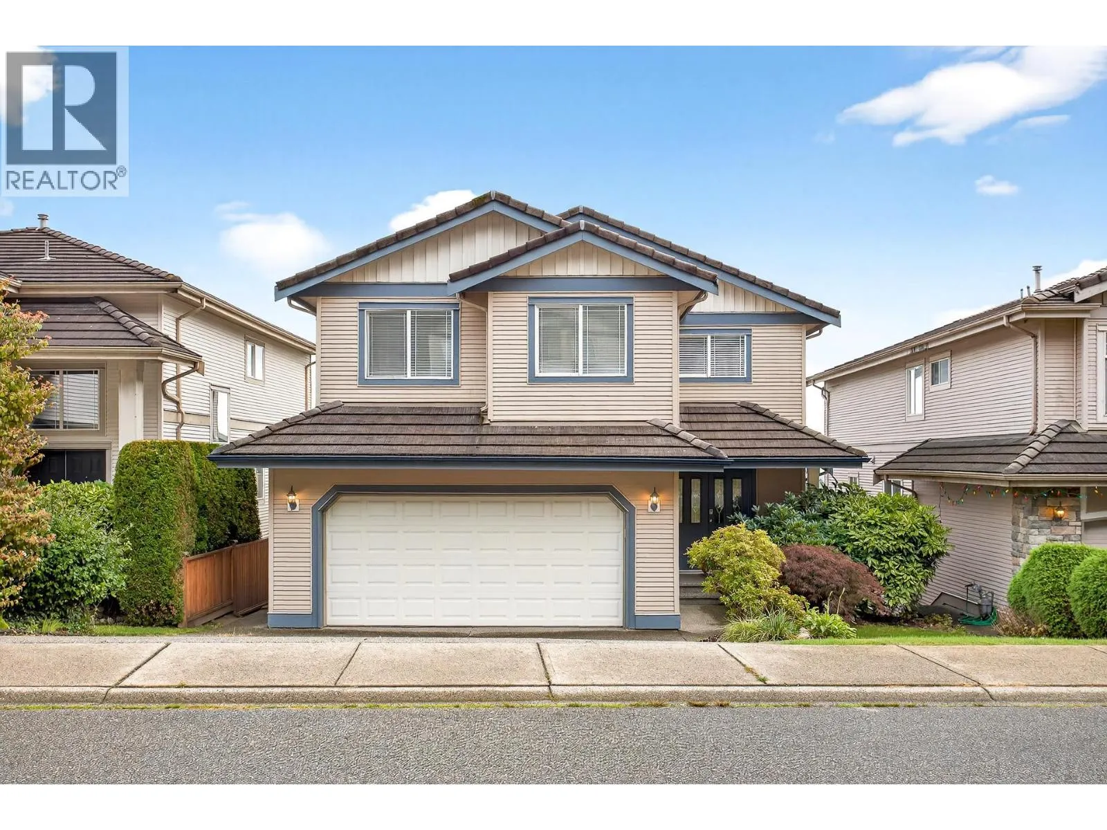 3028 MAPLEWOOD COURT