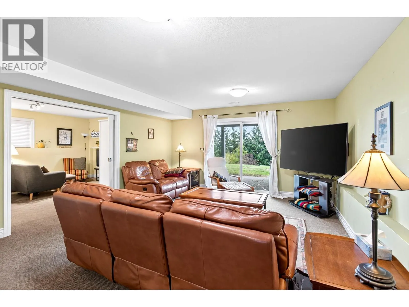 3028 MAPLEWOOD COURT