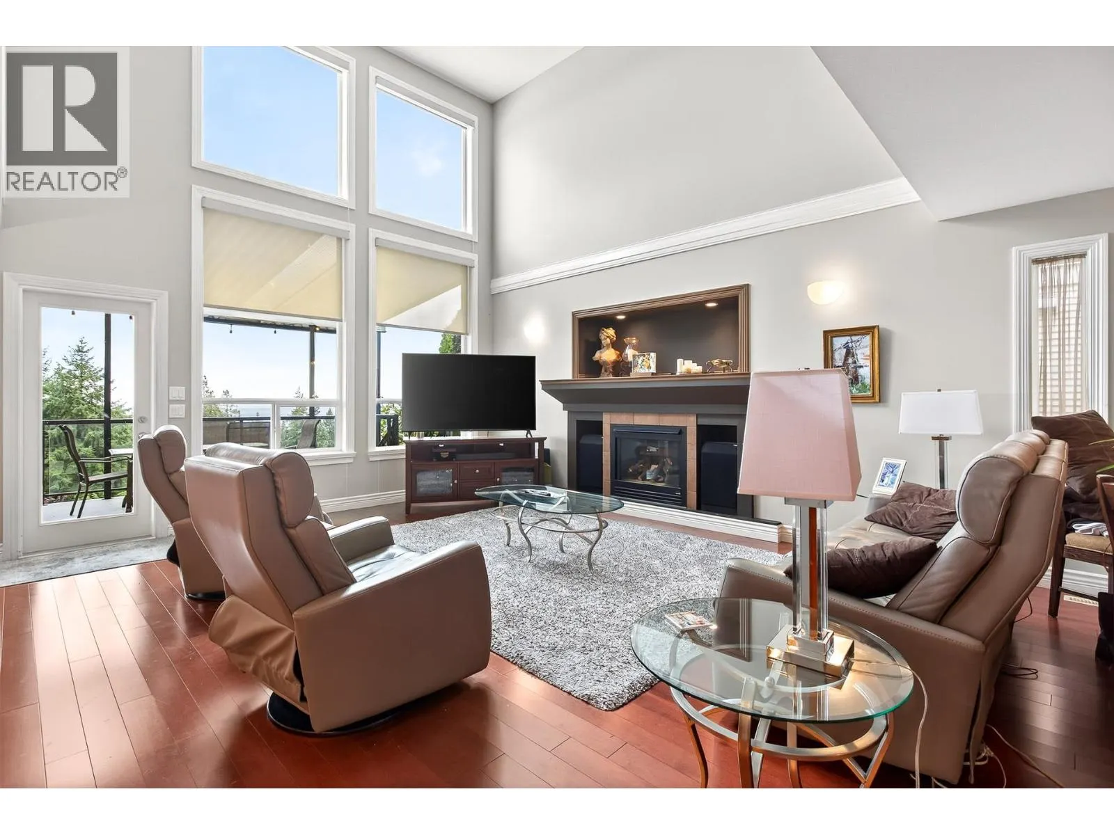3028 MAPLEWOOD COURT