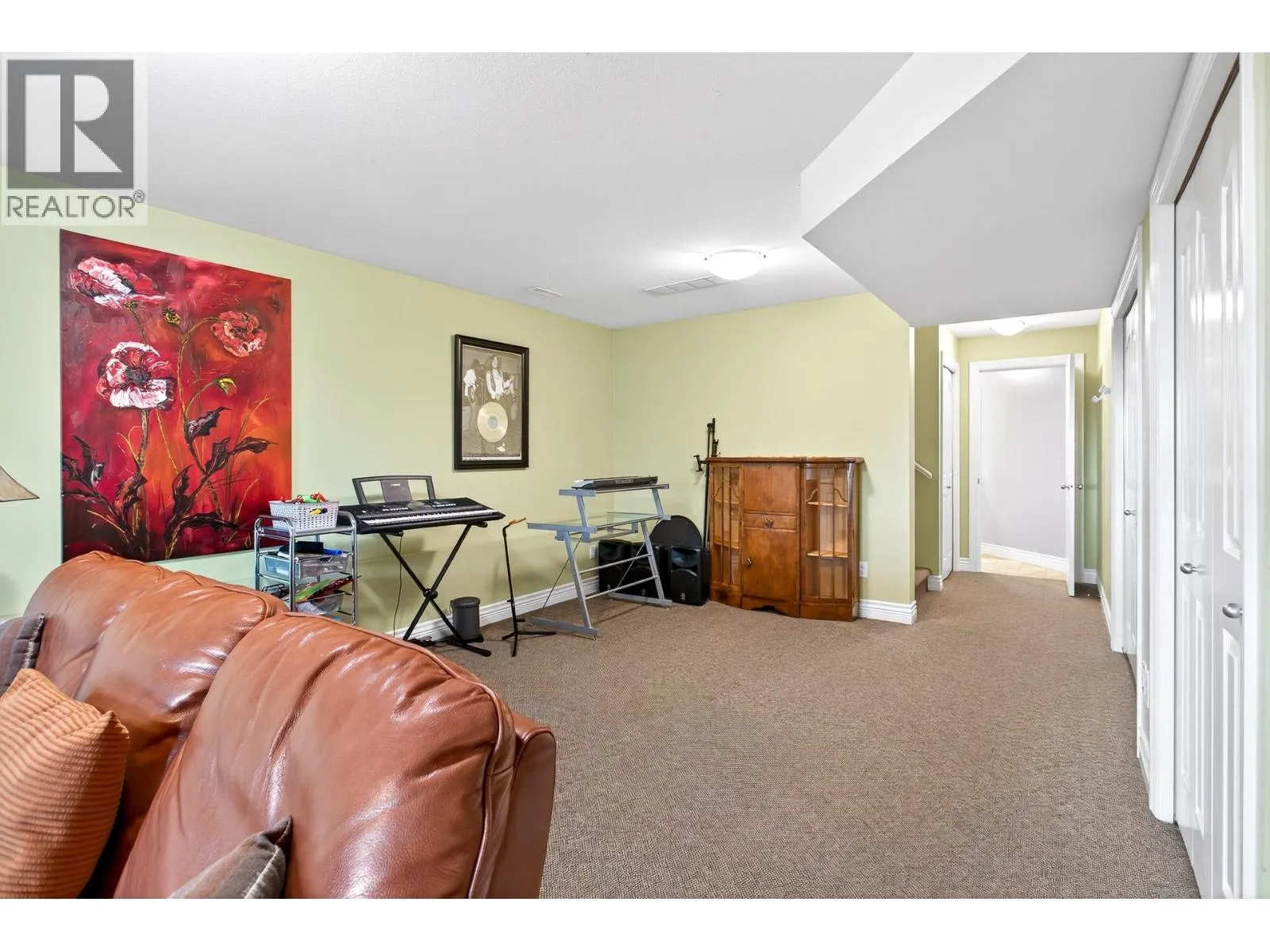 3028 MAPLEWOOD COURT