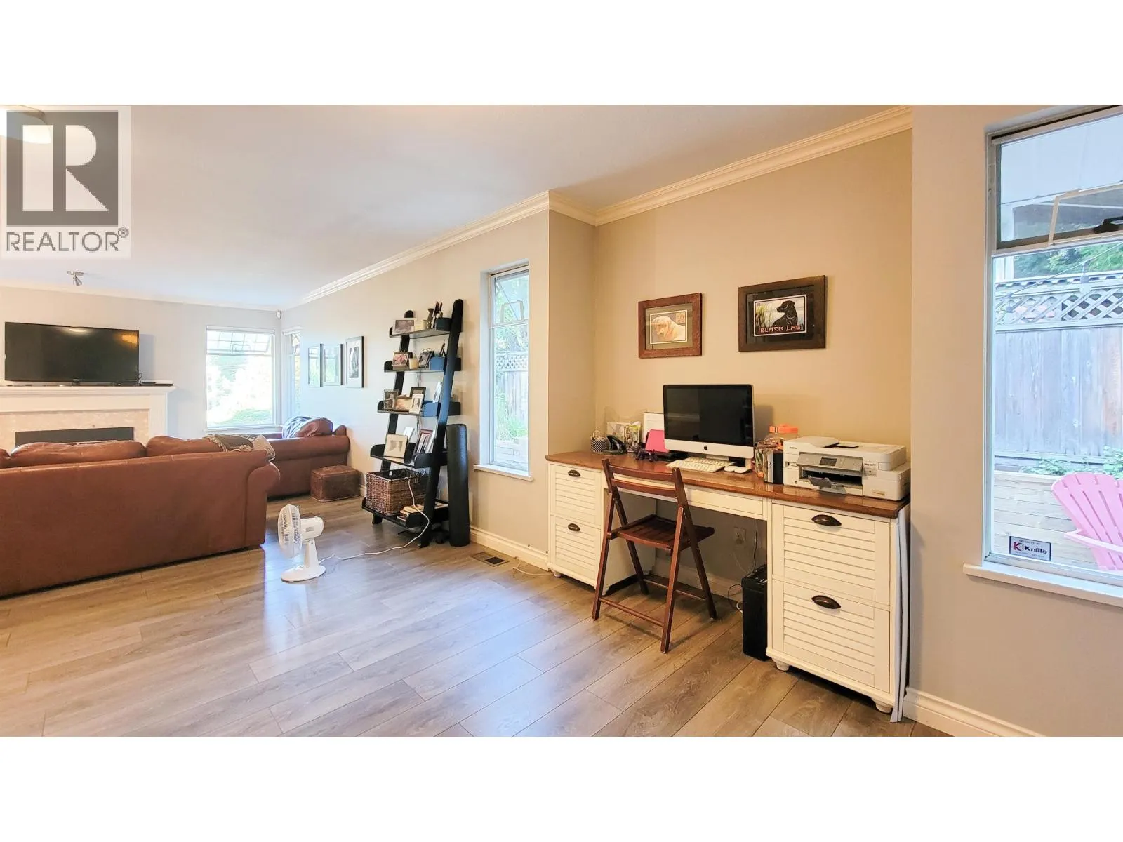 3595 WELLINGTON CRESCENT