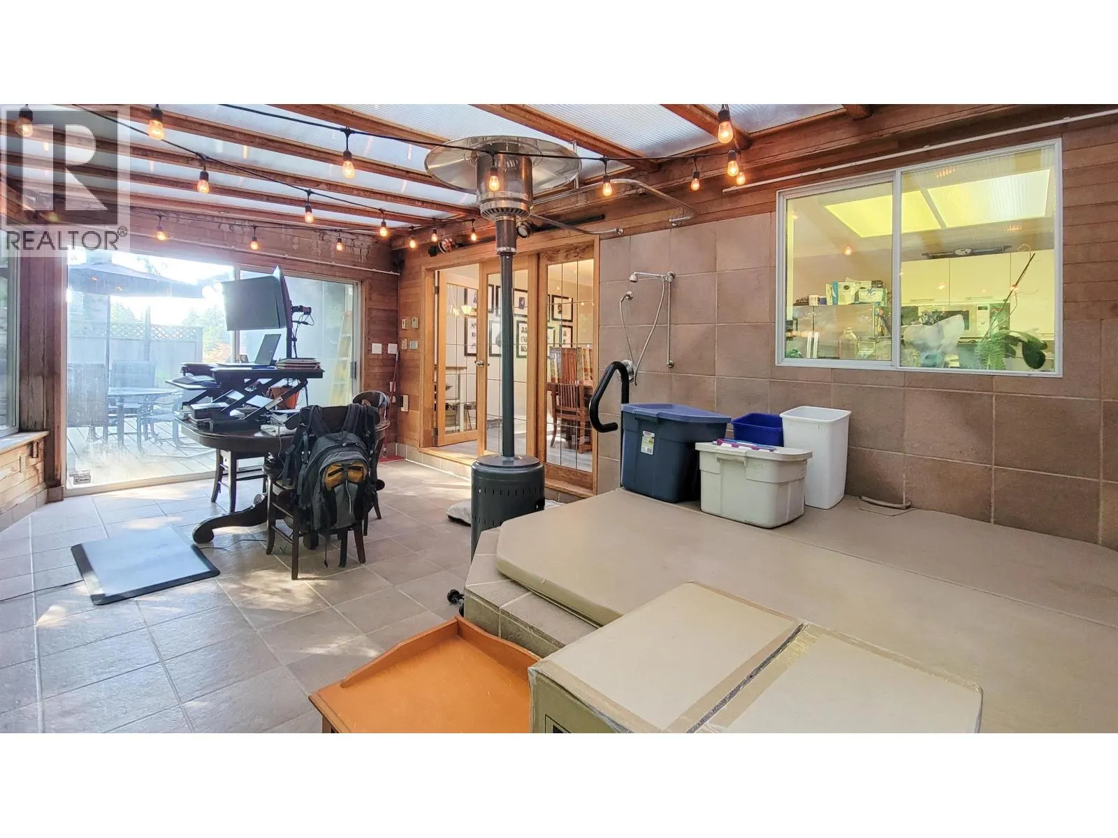 3595 WELLINGTON CRESCENT