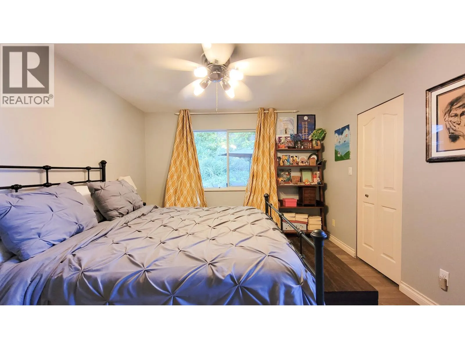 3595 WELLINGTON CRESCENT