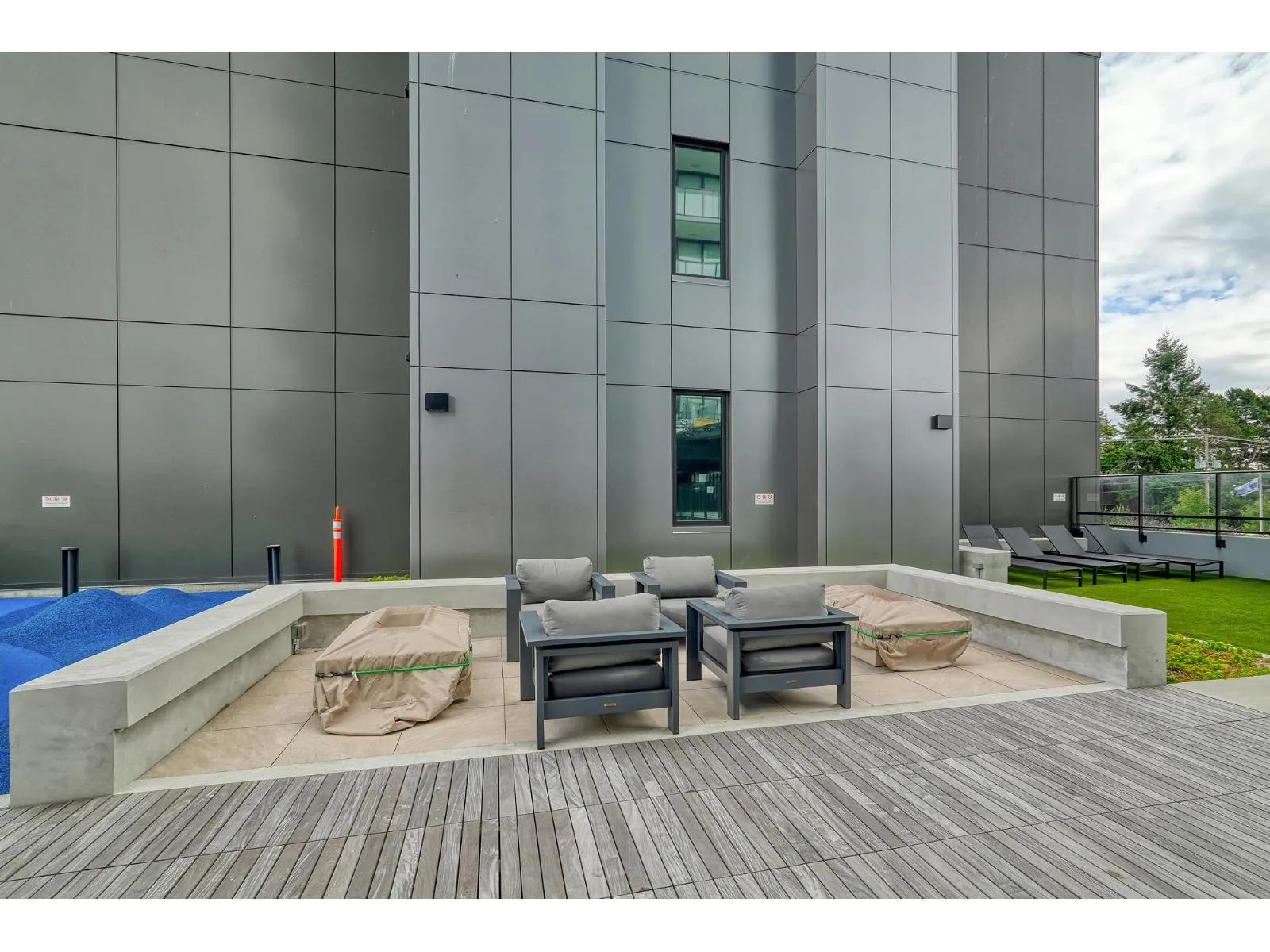 2305 1588 JOHNSTON ROAD