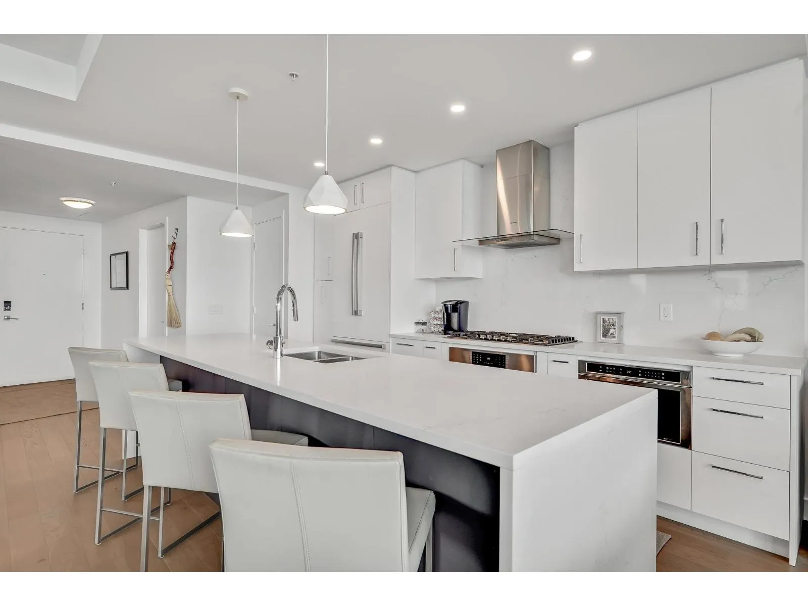 2305 1588 JOHNSTON ROAD