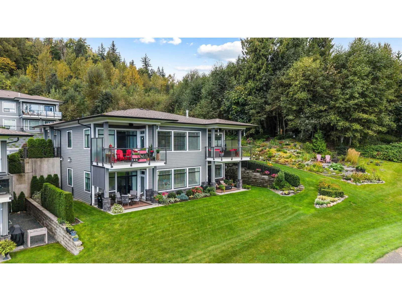 129 51096 FALLS COURT|Eastern Hillsides