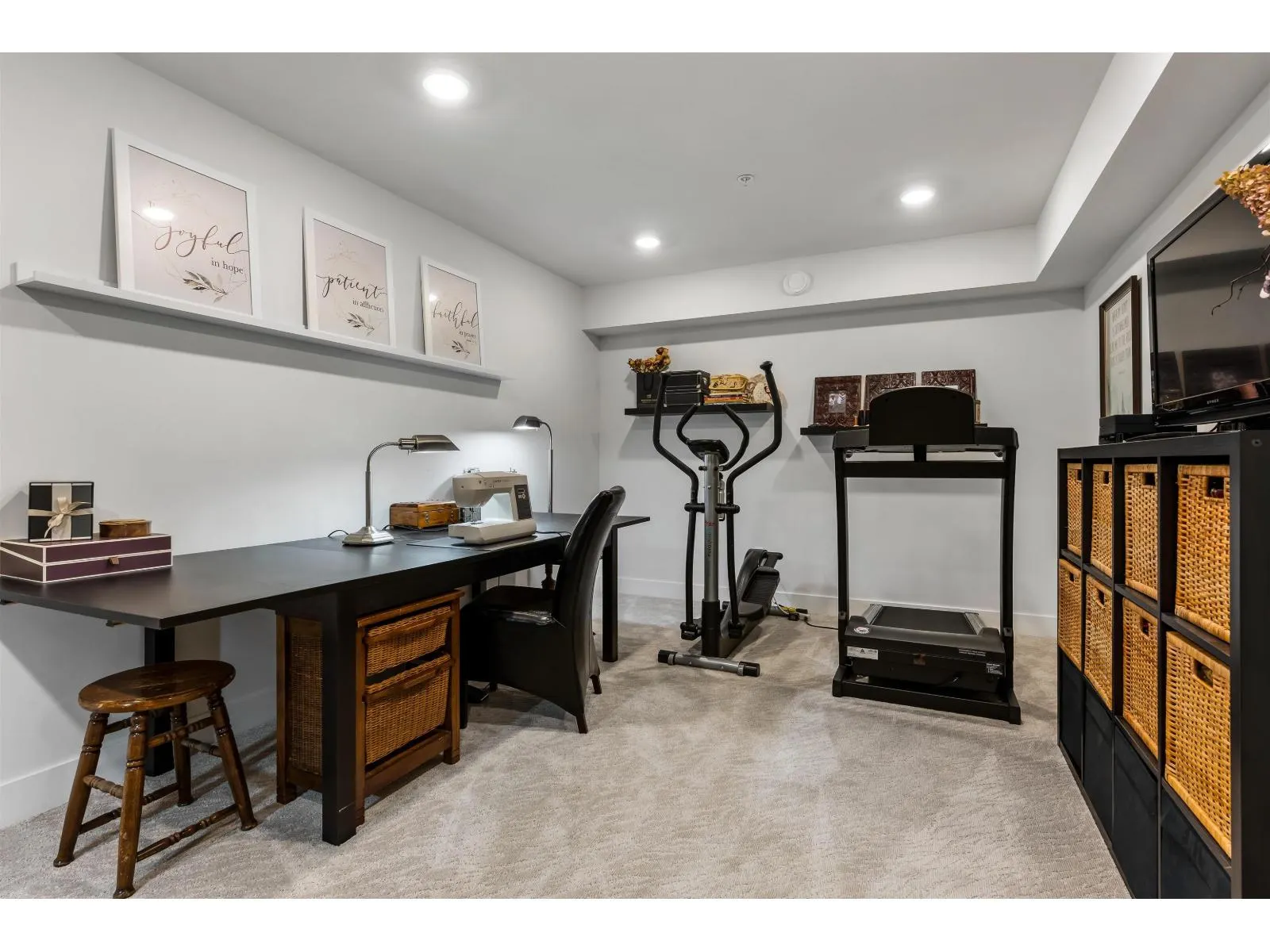 129 51096 FALLS COURT|Eastern Hillsides