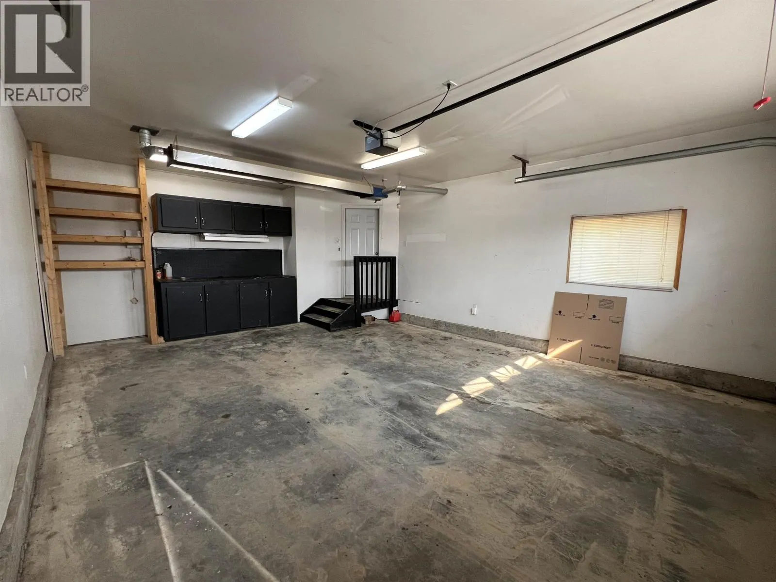 3912 COTTONWOOD ROAD