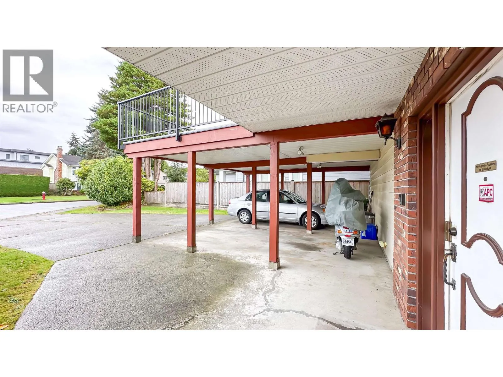 4331 LANCELOT DRIVE