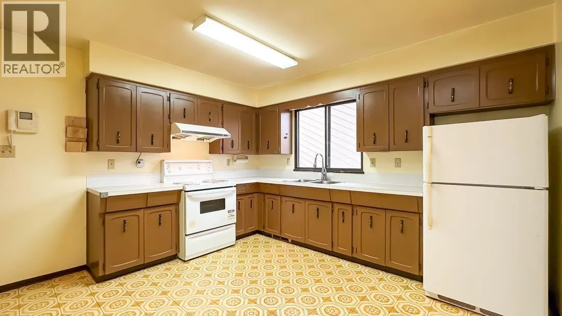 4331 LANCELOT DRIVE
