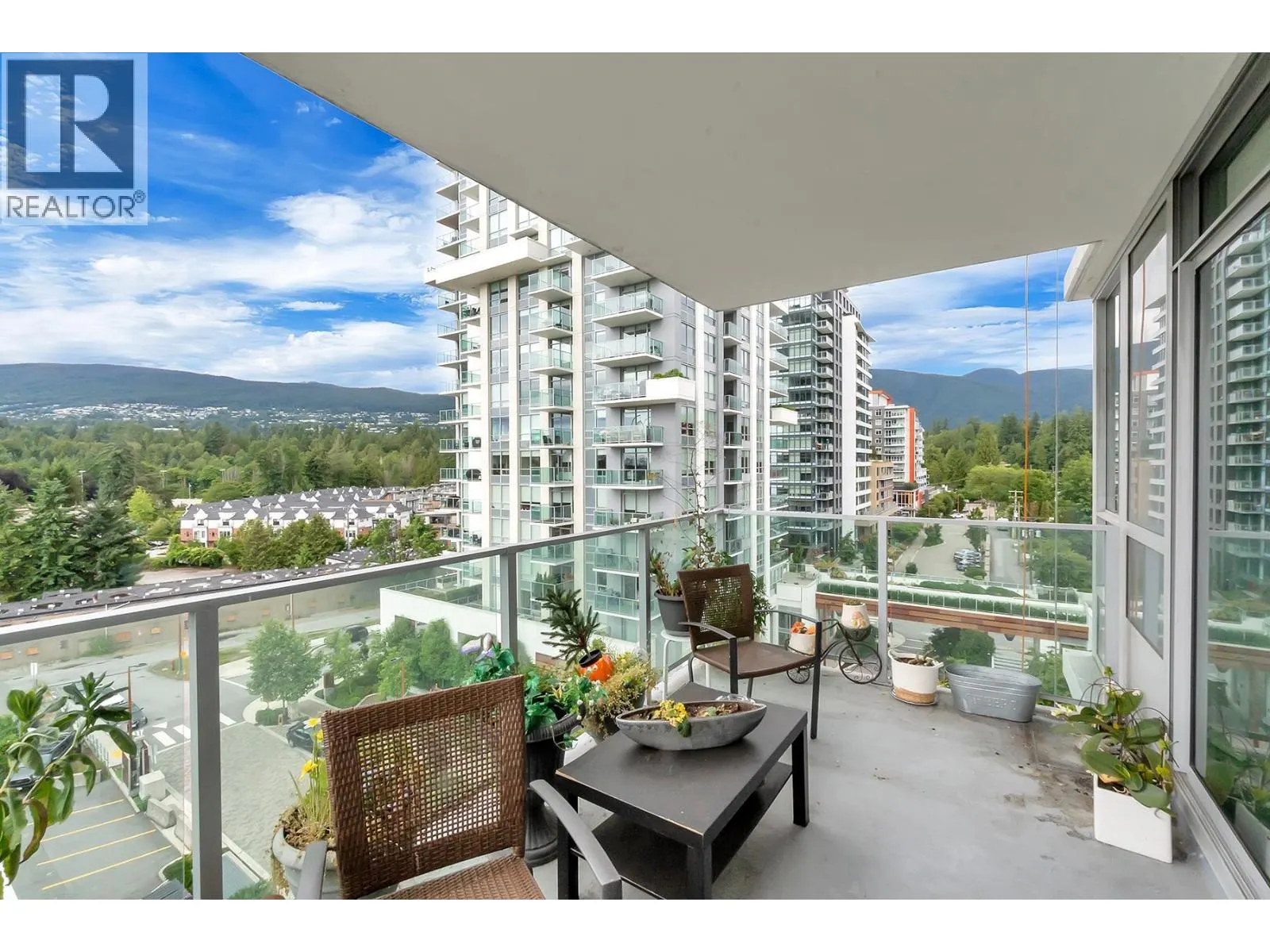 607 1632 LIONS GATE LANE