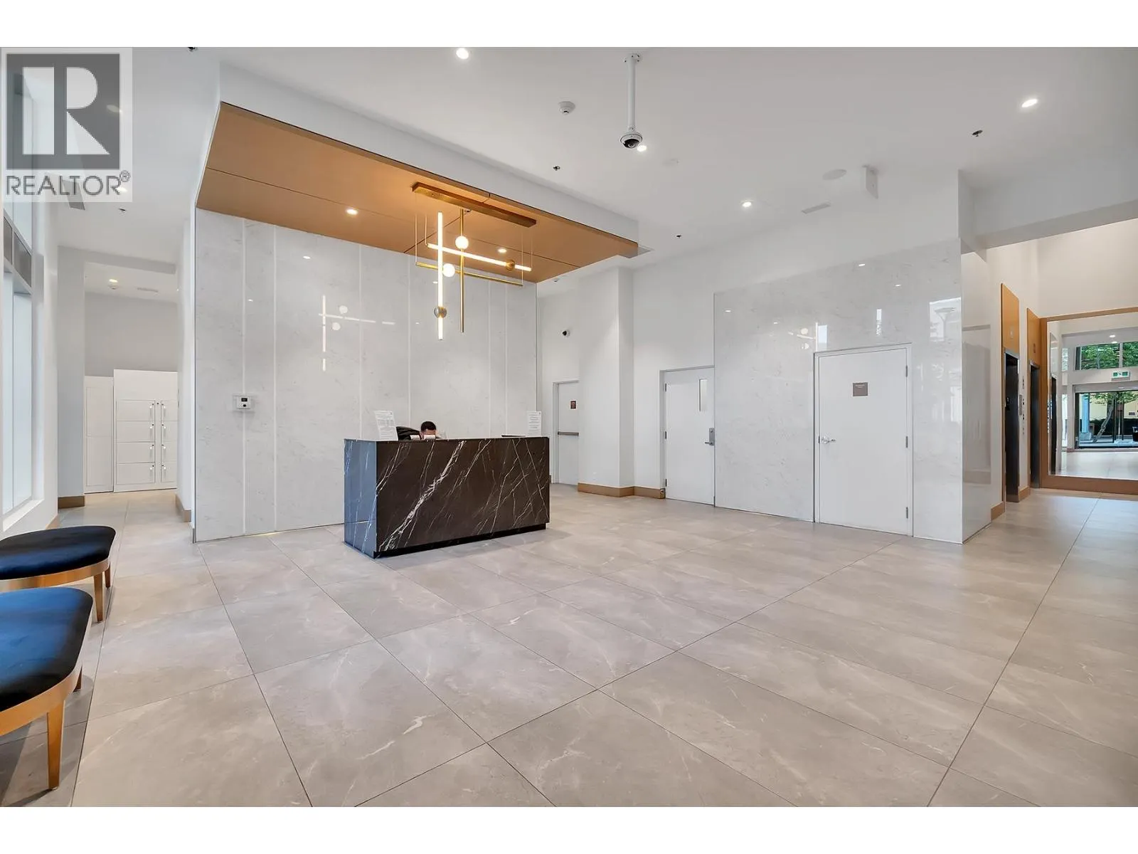 607 1632 LIONS GATE LANE