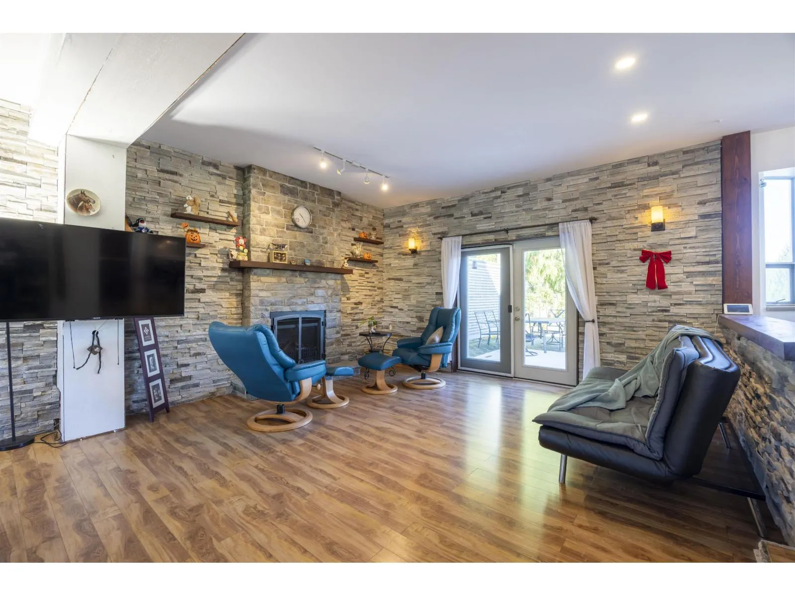 22019 OLD YALE ROAD
