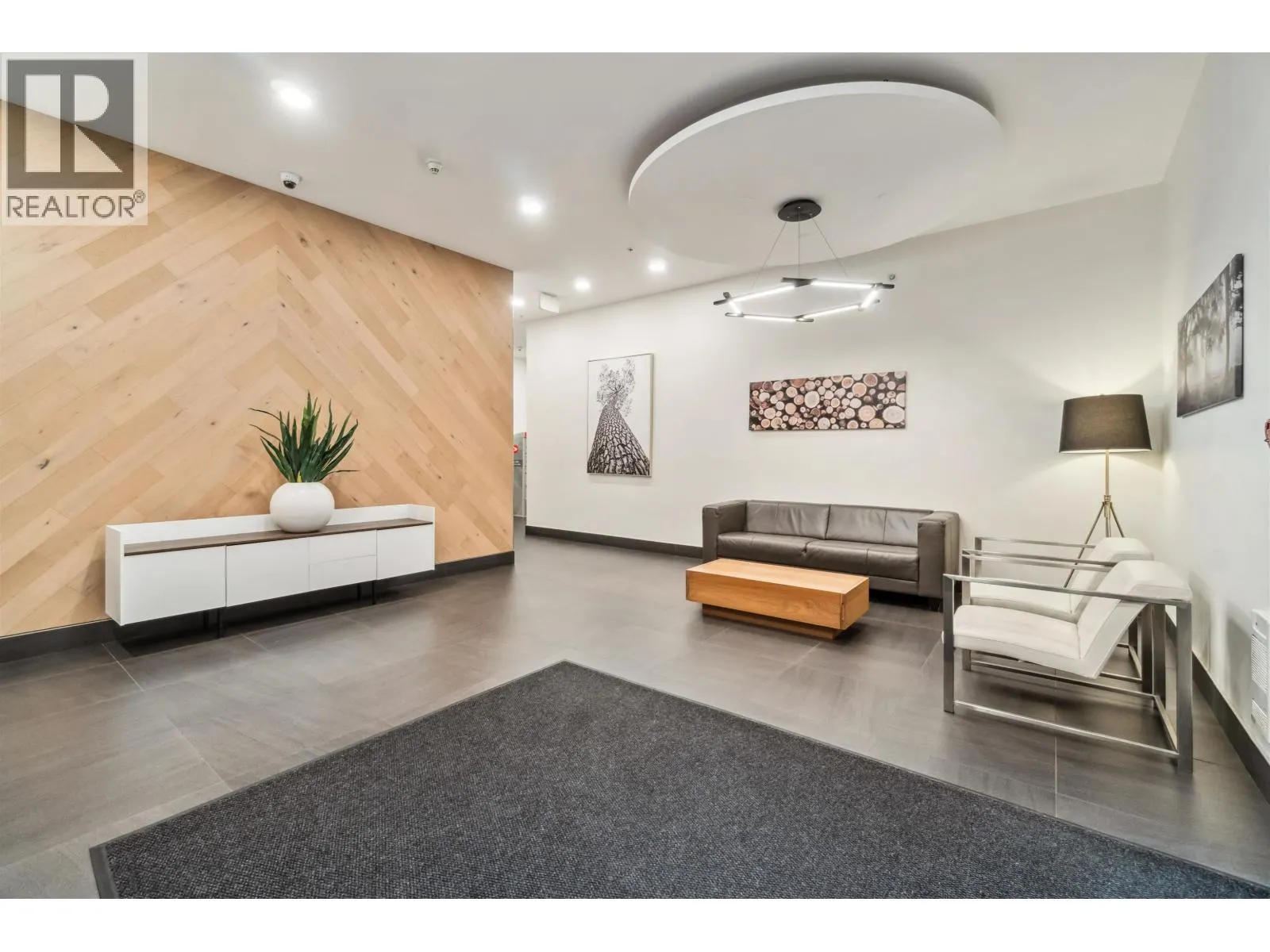 1601 1252 HORNBY STREET