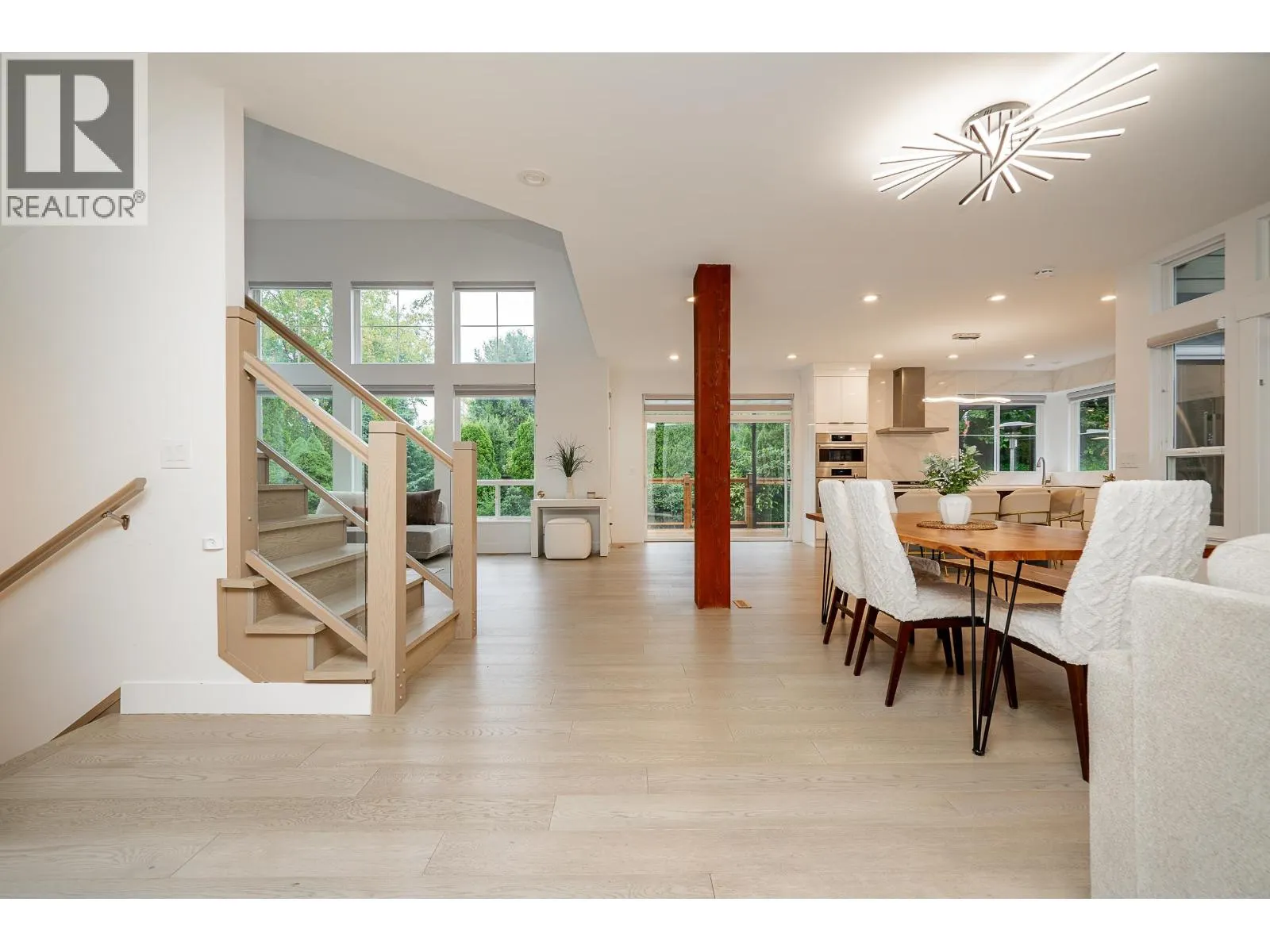 55 ASHWOOD DRIVE