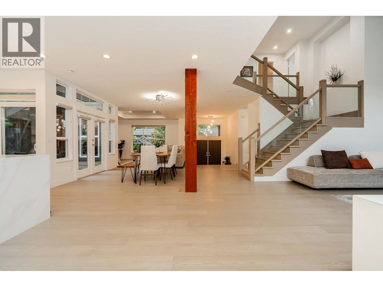 55 ASHWOOD DRIVE