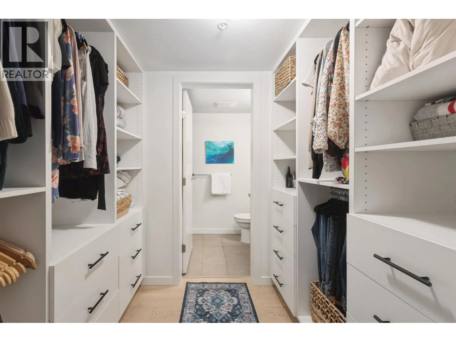 TH4 1288 CHESTERFIELD AVENUE