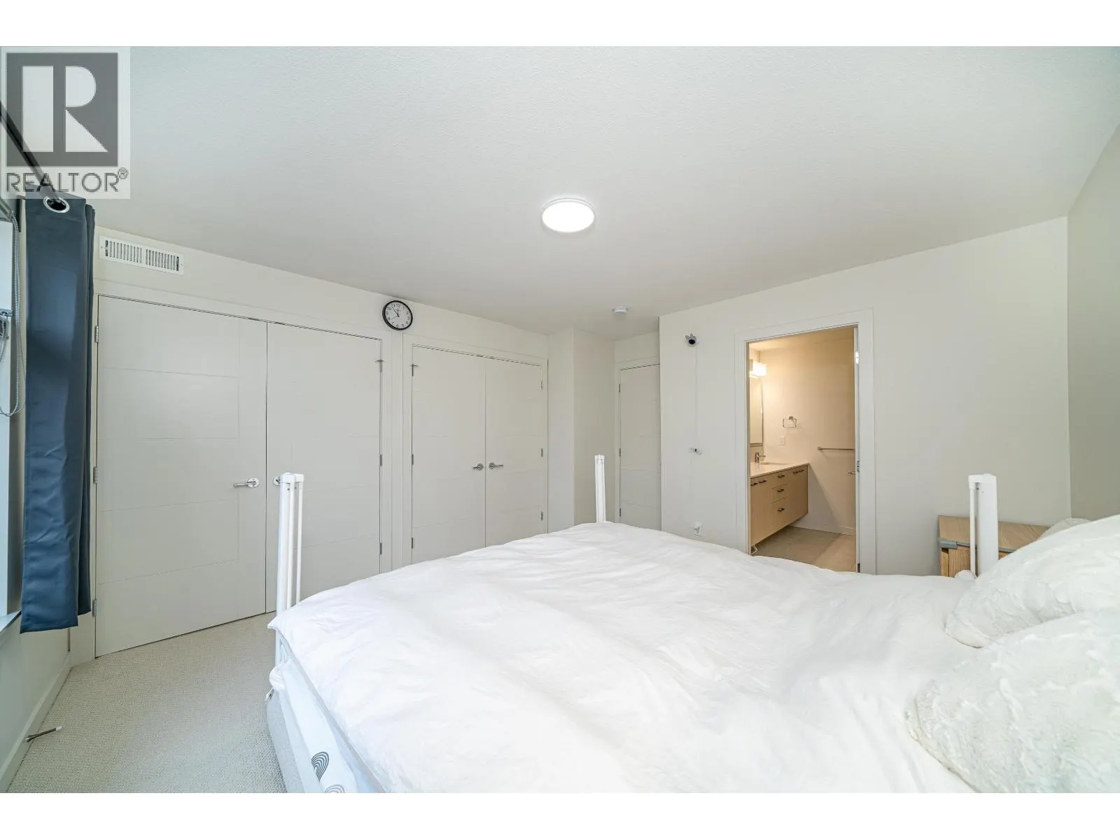 2 9399 NO.2 ROAD
