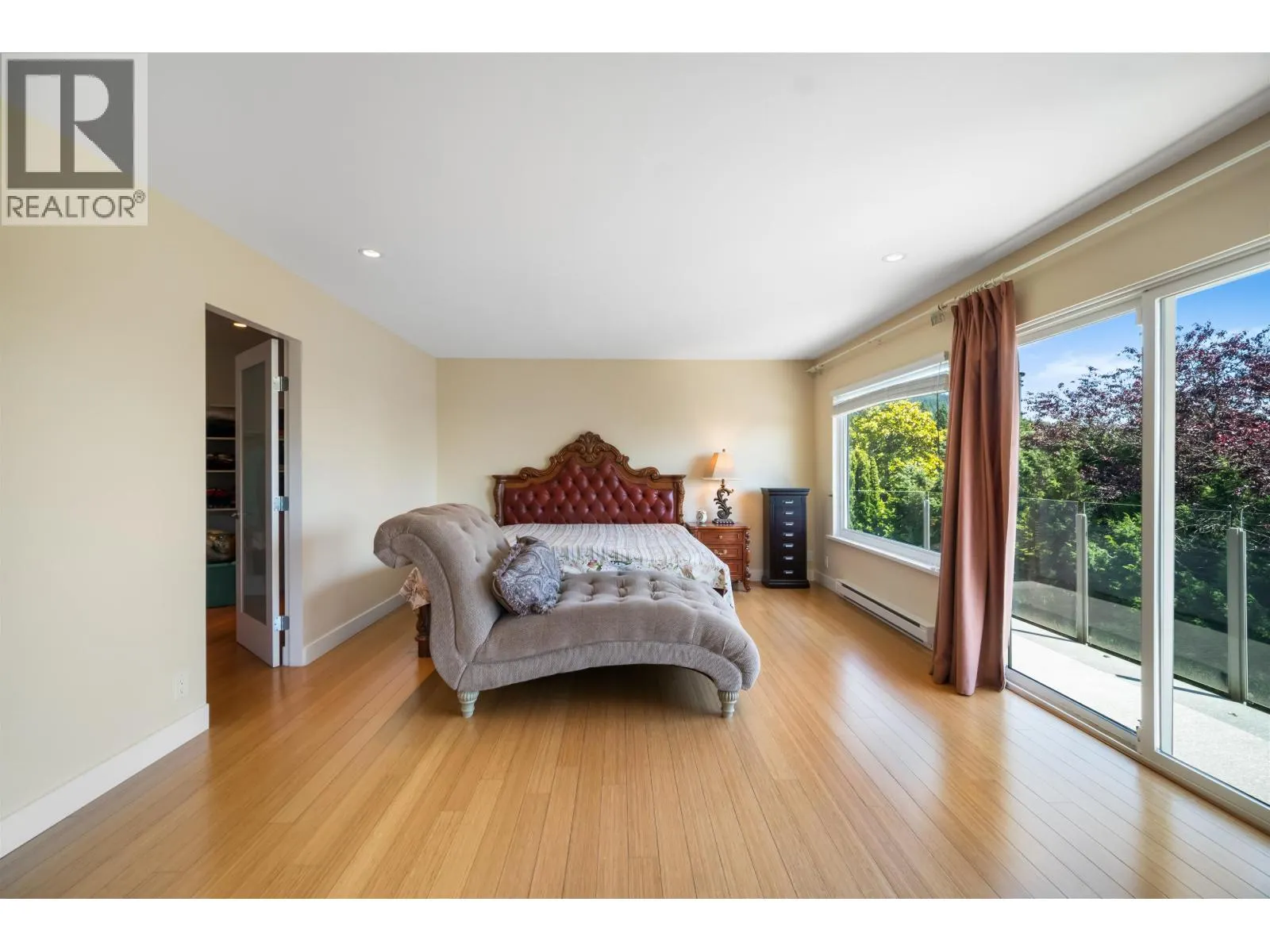 4246 ROCKRIDGE ROAD
