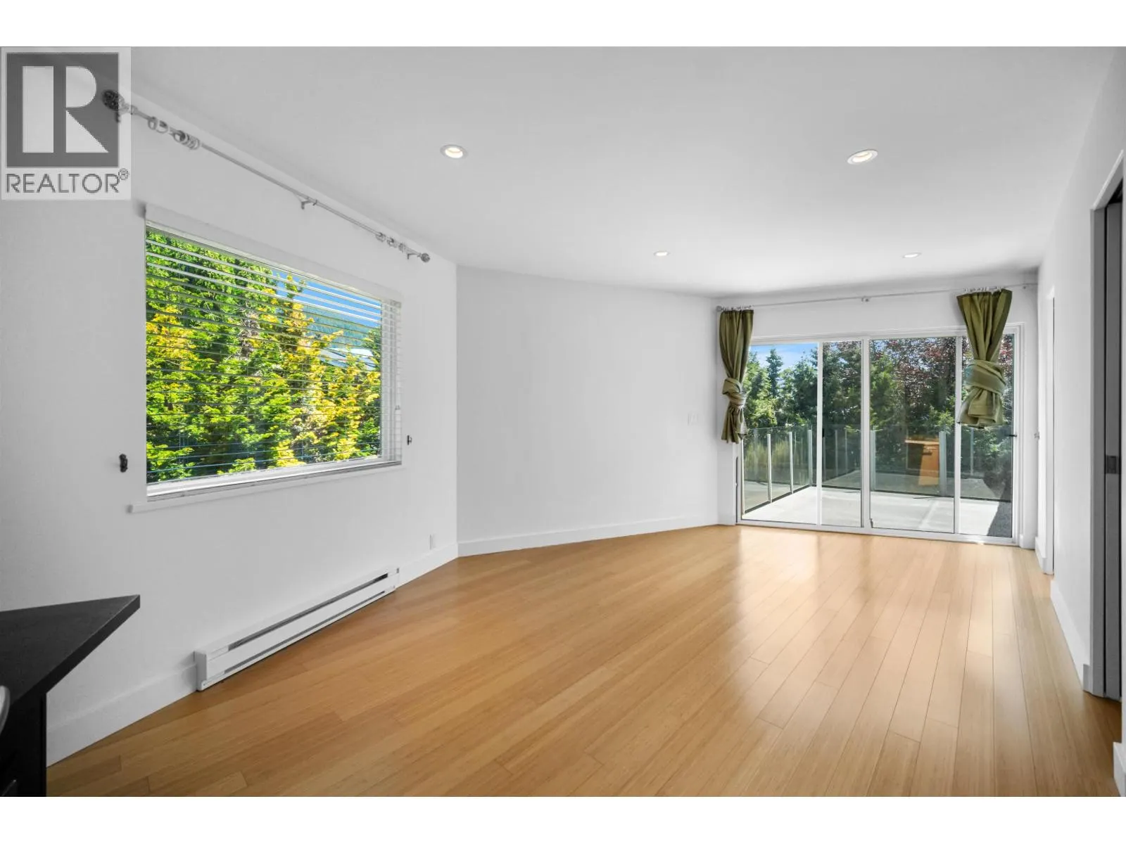 4246 ROCKRIDGE ROAD