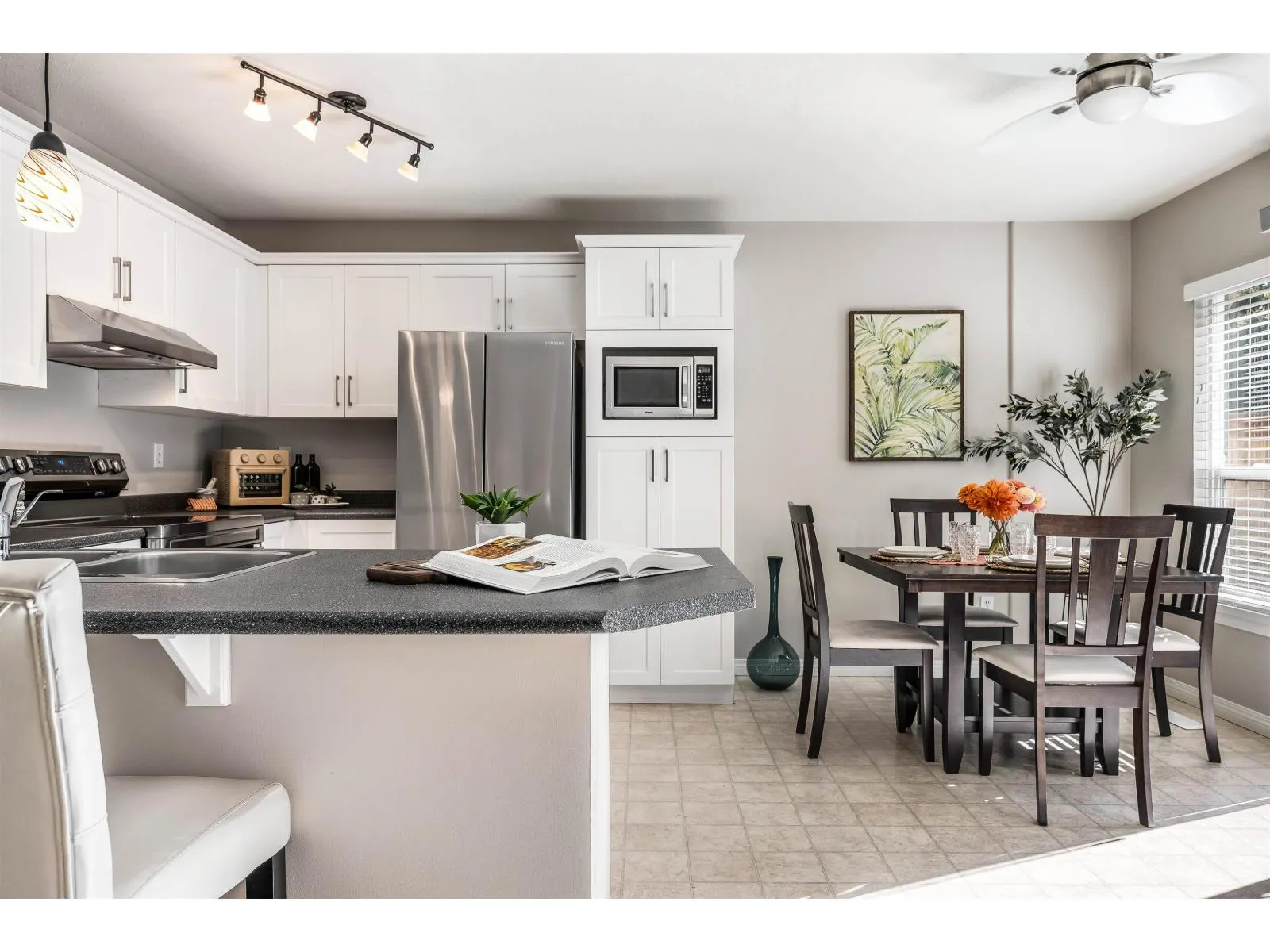 8 45932 LEWIS AVENUE|Chilliwack Proper West