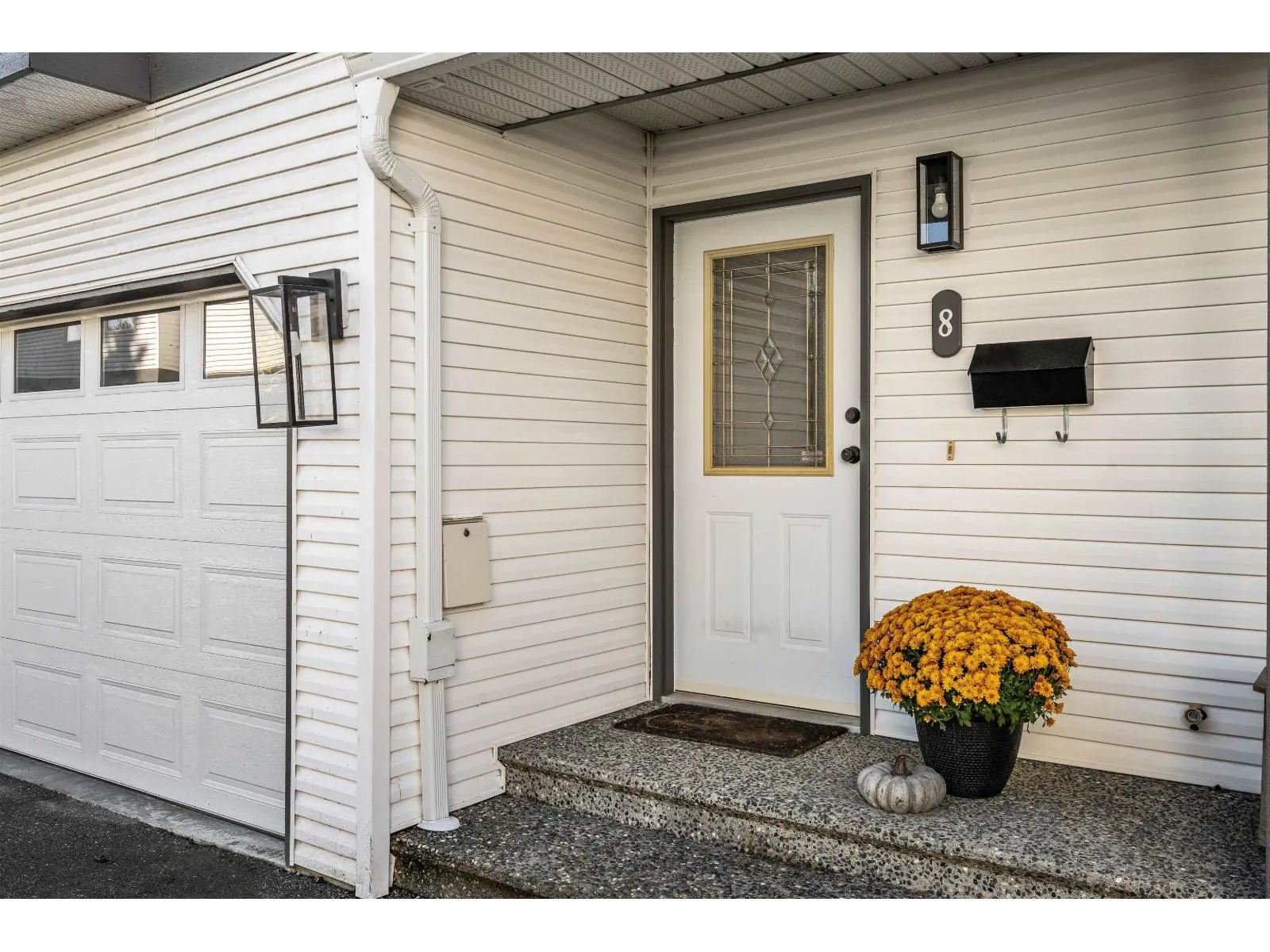 8 45932 LEWIS AVENUE|Chilliwack Proper West