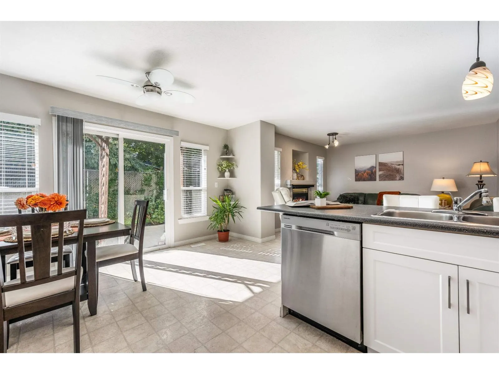 8 45932 LEWIS AVENUE|Chilliwack Proper West