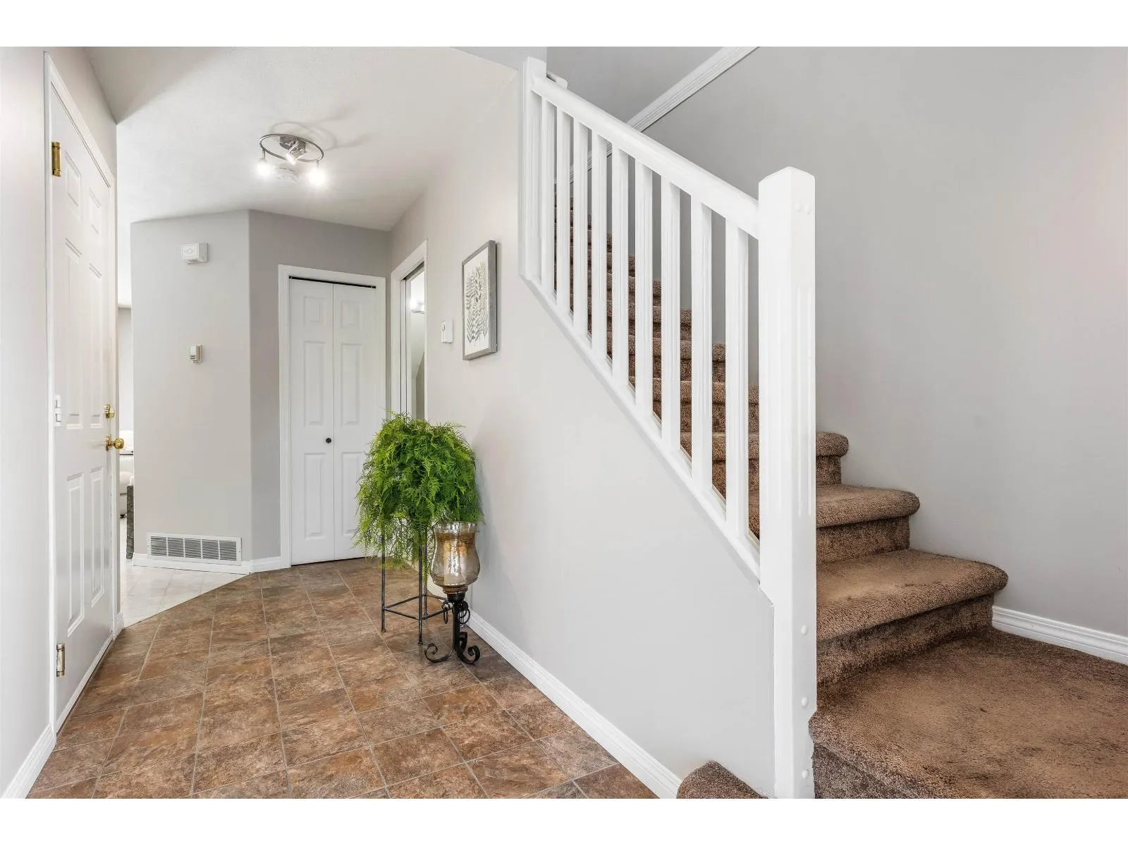 8 45932 LEWIS AVENUE|Chilliwack Proper West