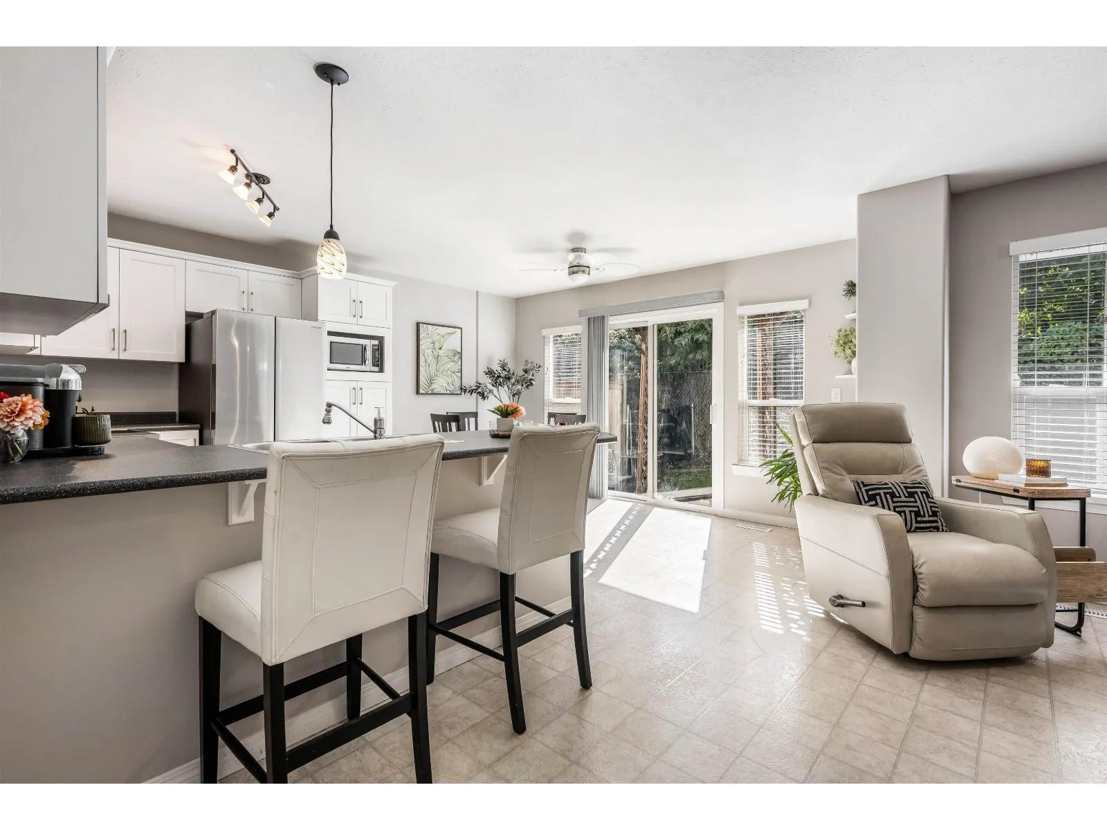 8 45932 LEWIS AVENUE|Chilliwack Proper West