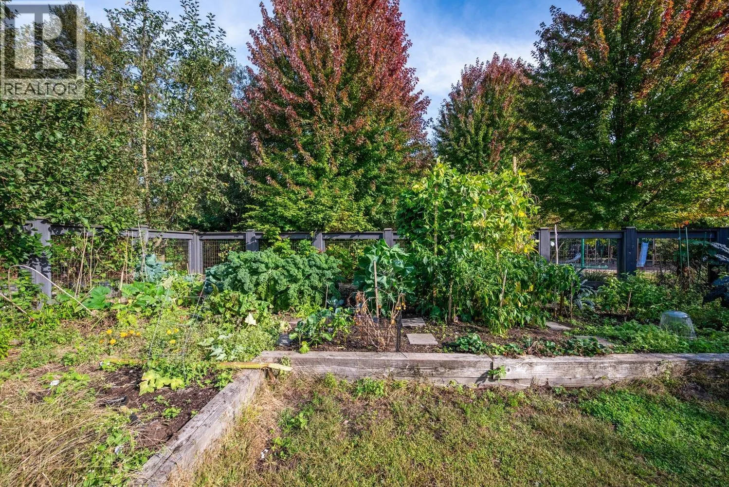 25 2358 RANGER LANE