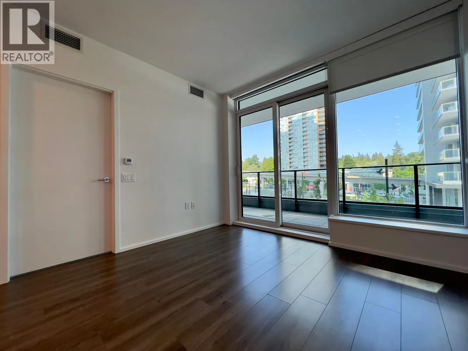 304 3809 EVERGREEN PLACE