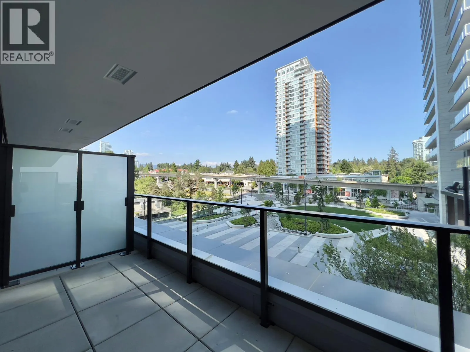 304 3809 EVERGREEN PLACE
