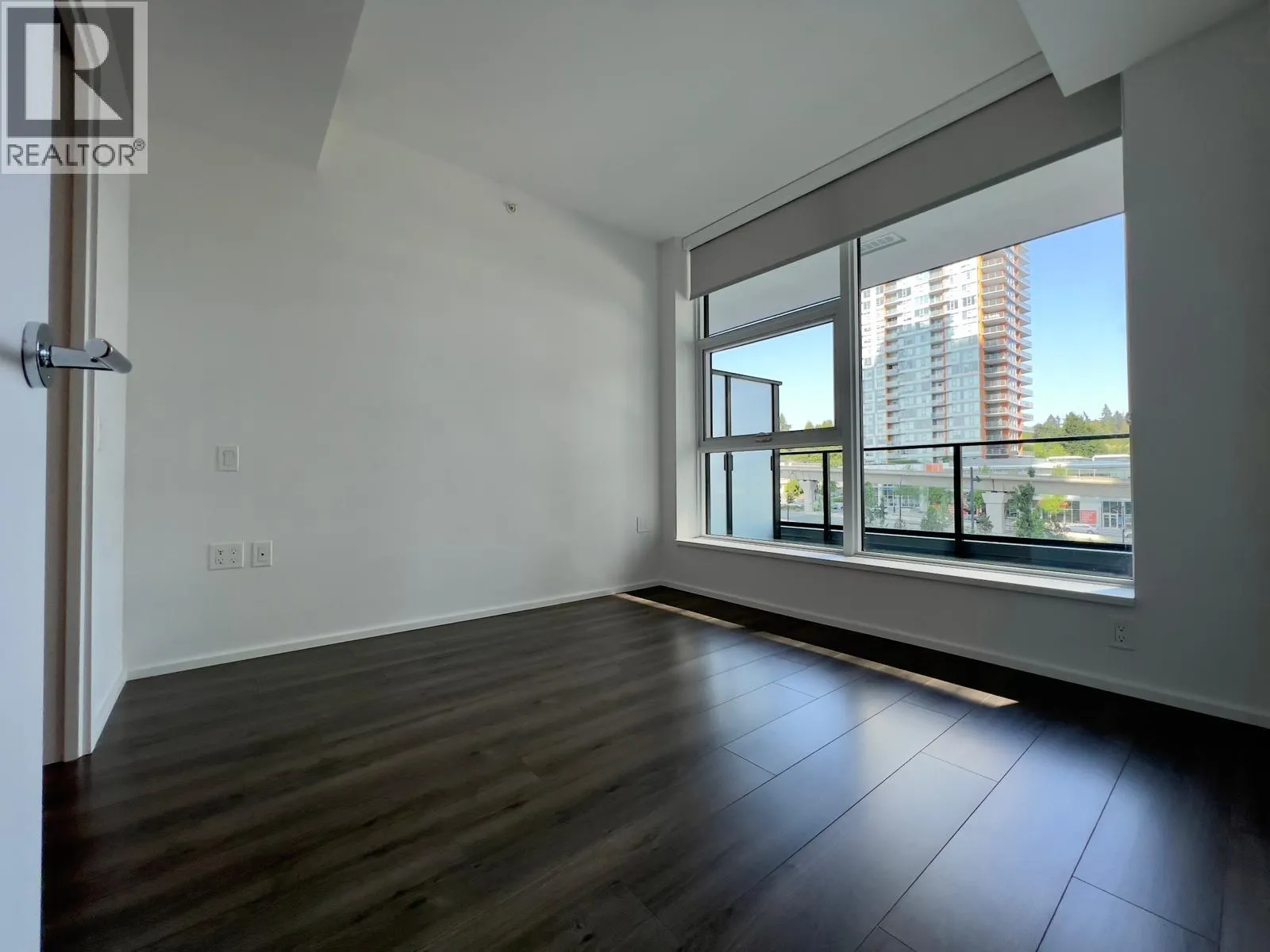 304 3809 EVERGREEN PLACE