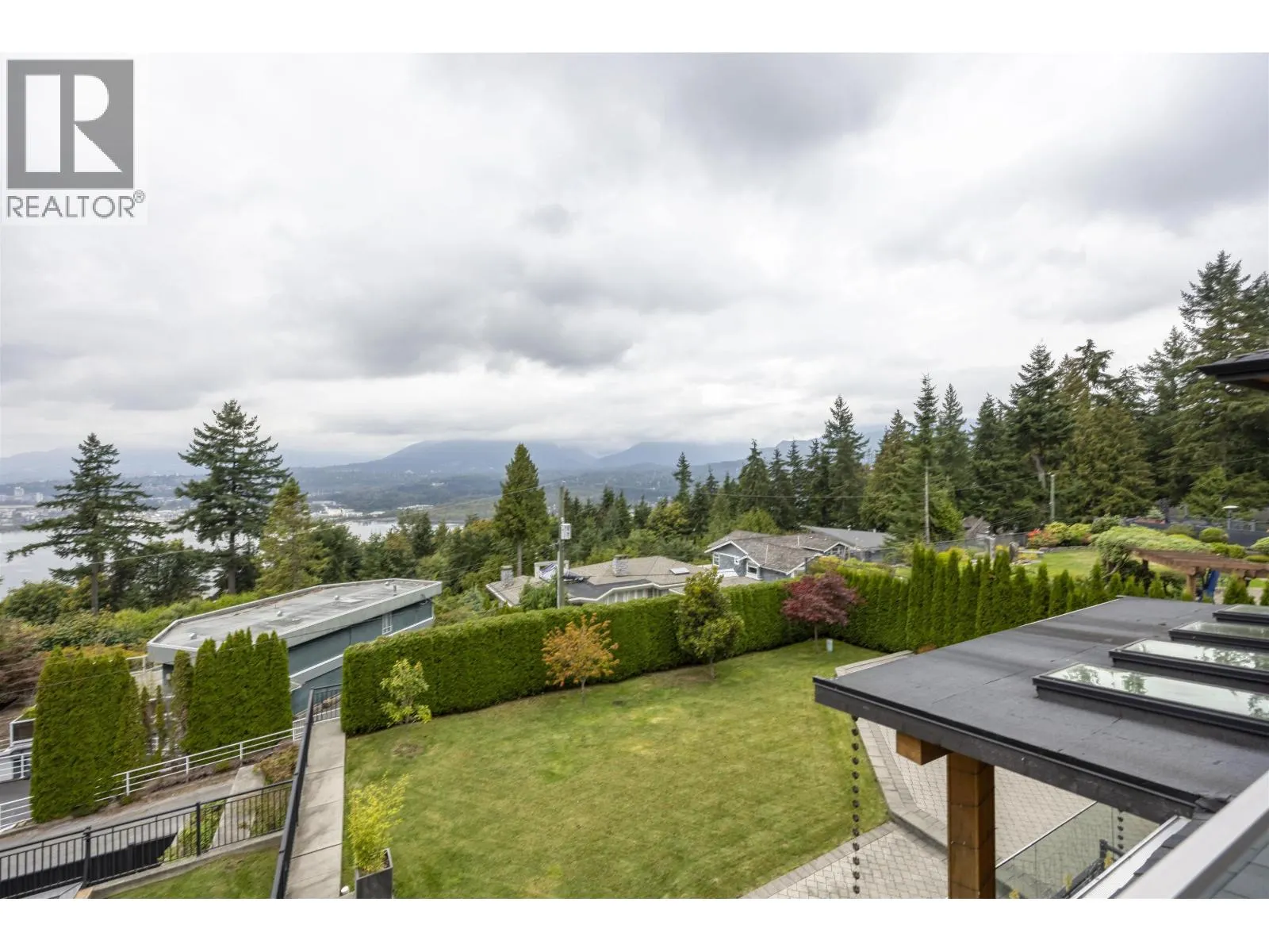 5111 HARBOUR VIEW ROAD