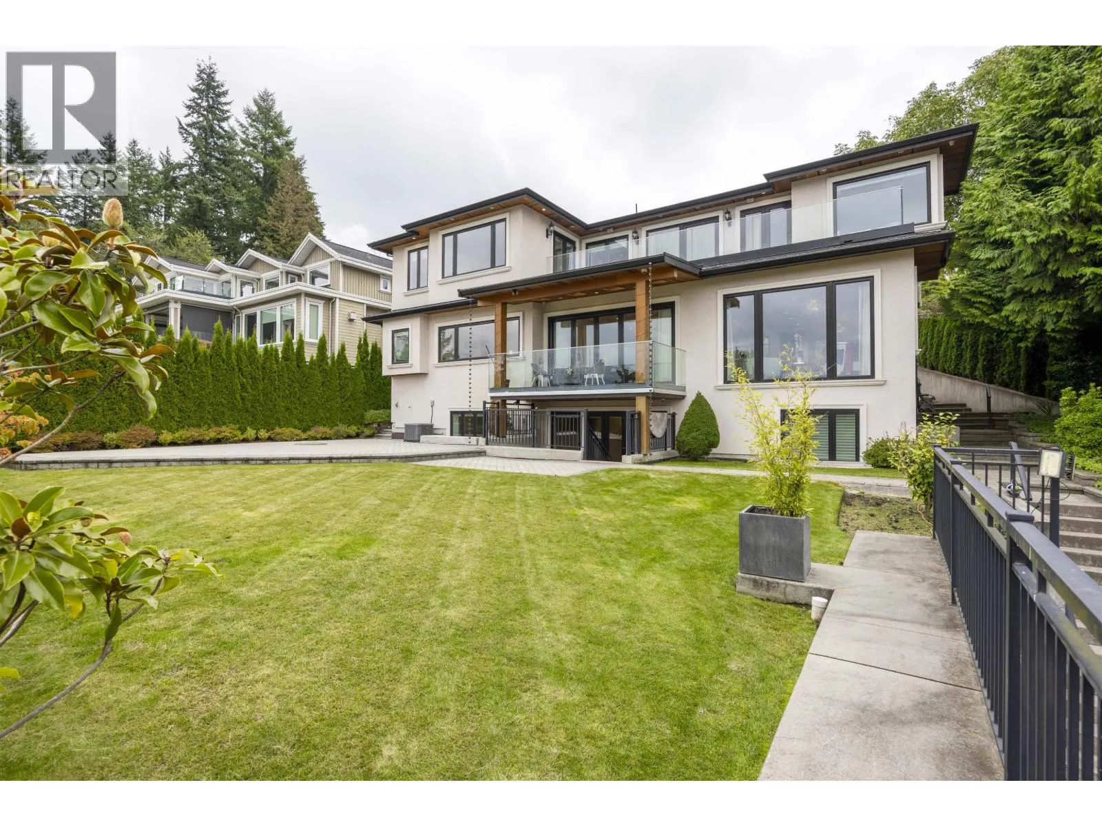 5111 HARBOUR VIEW ROAD
