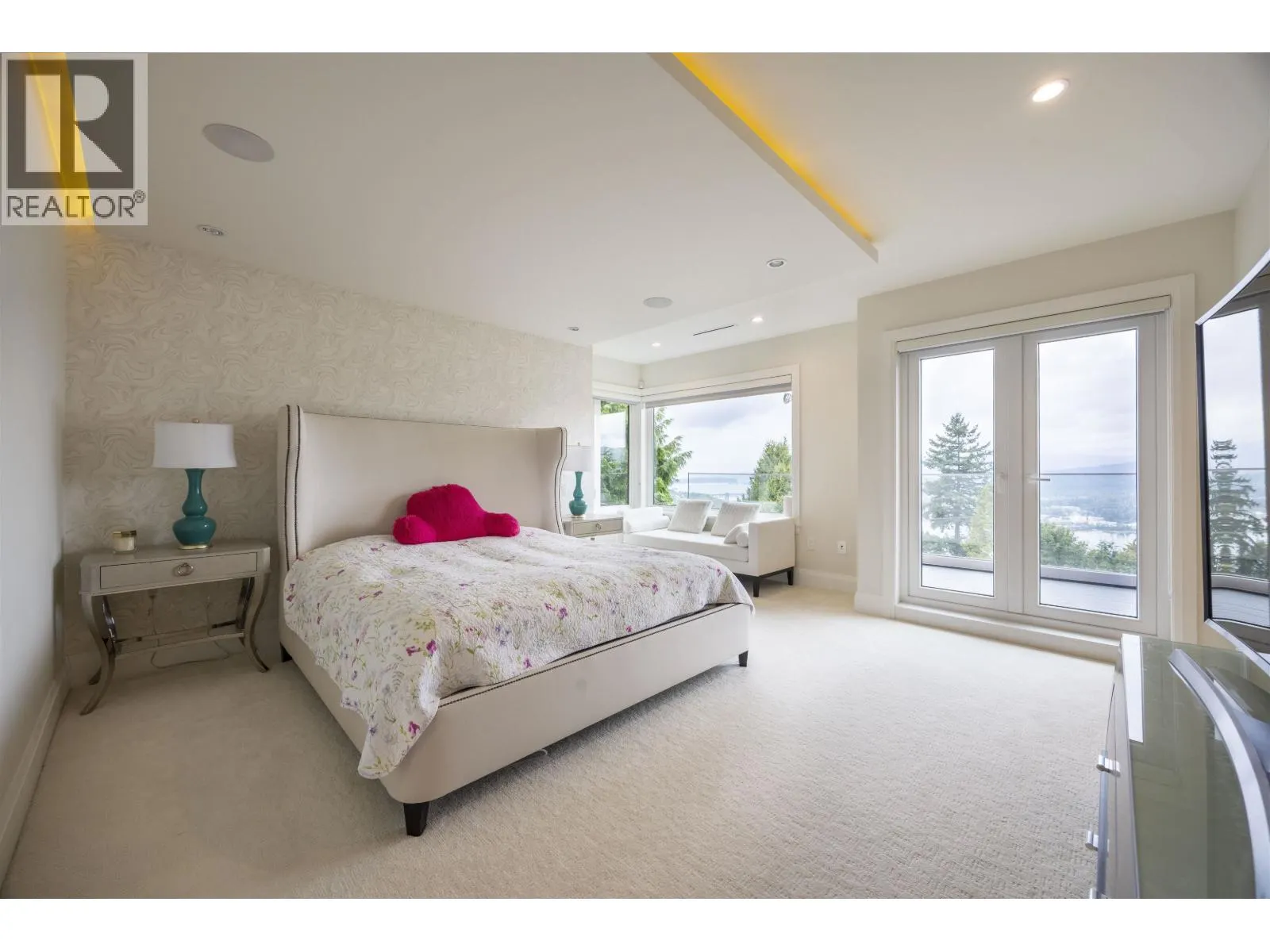 5111 HARBOUR VIEW ROAD