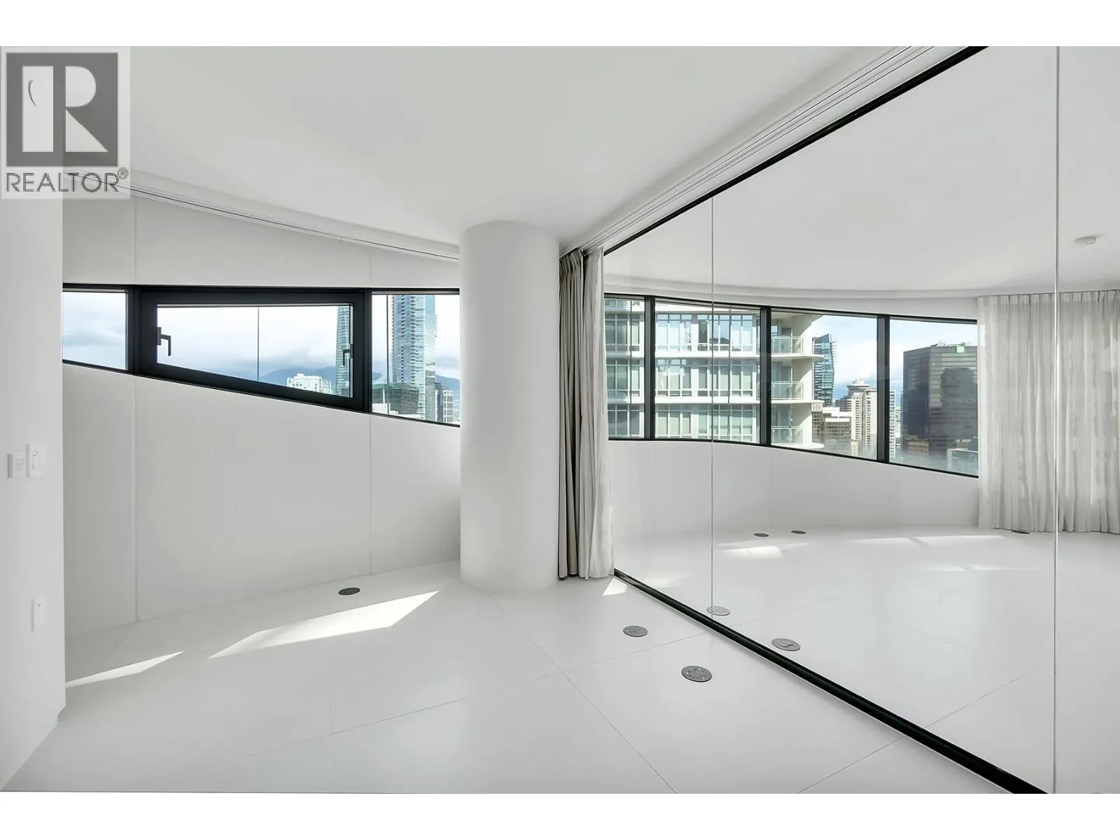 2008 1033 NELSON STREET