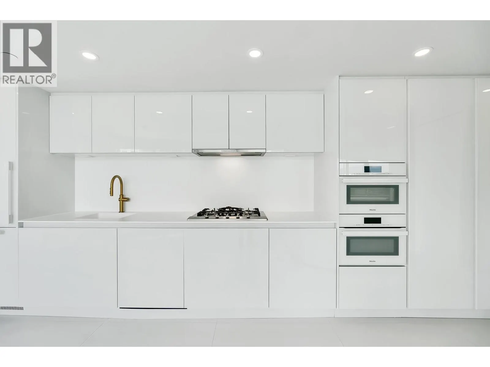 2008 1033 NELSON STREET