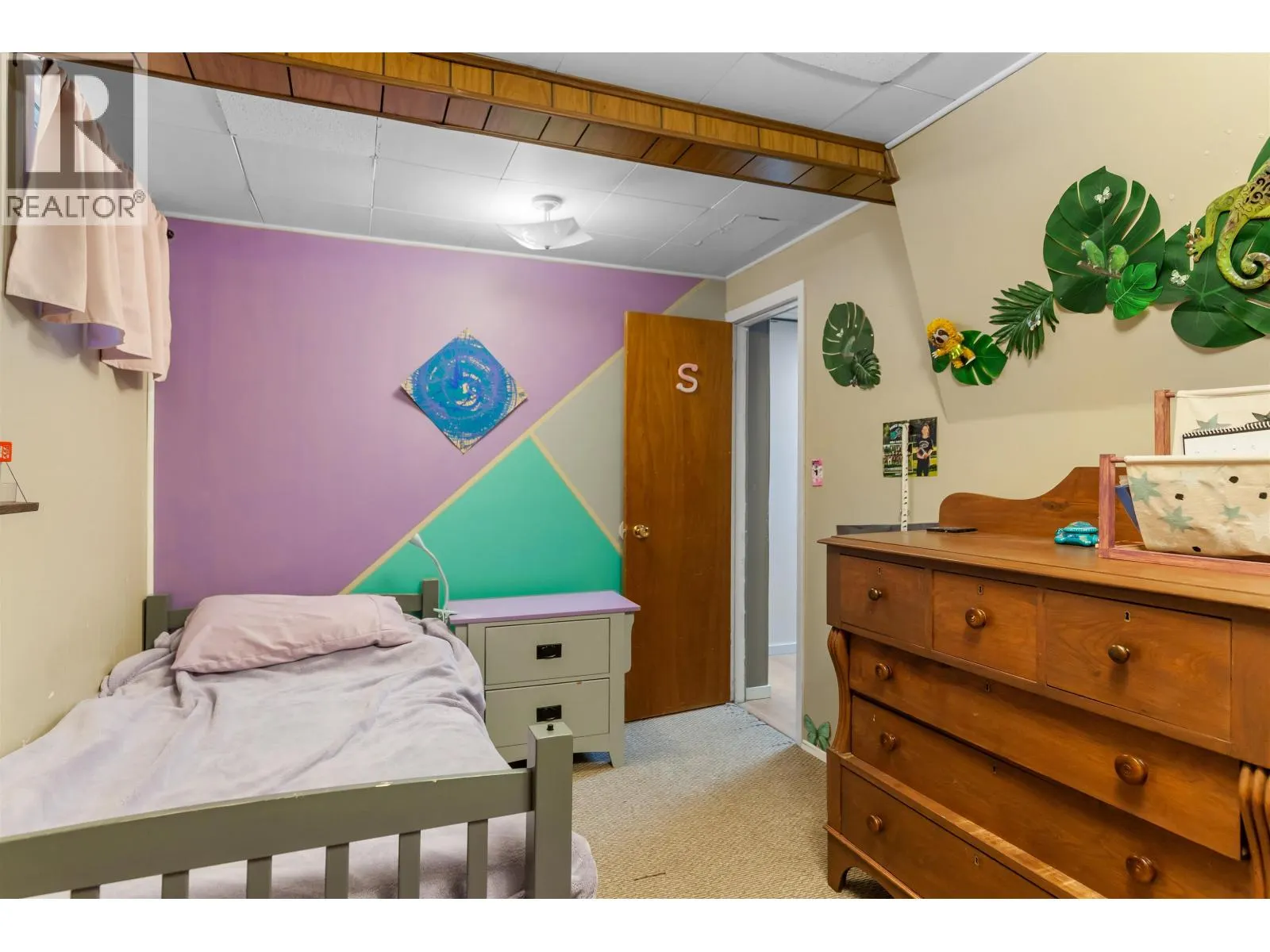 2274 BALL PLACE