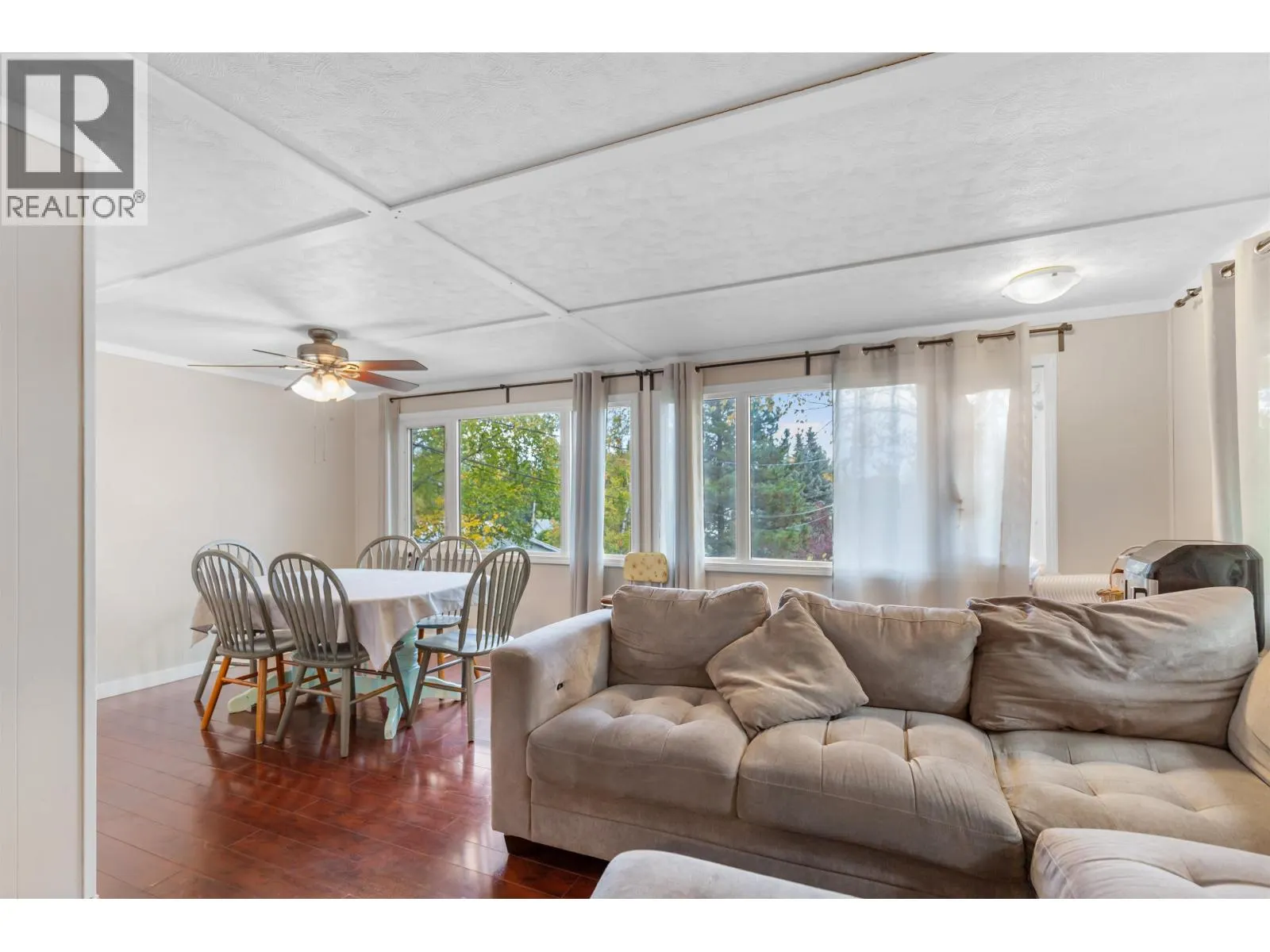 2274 BALL PLACE
