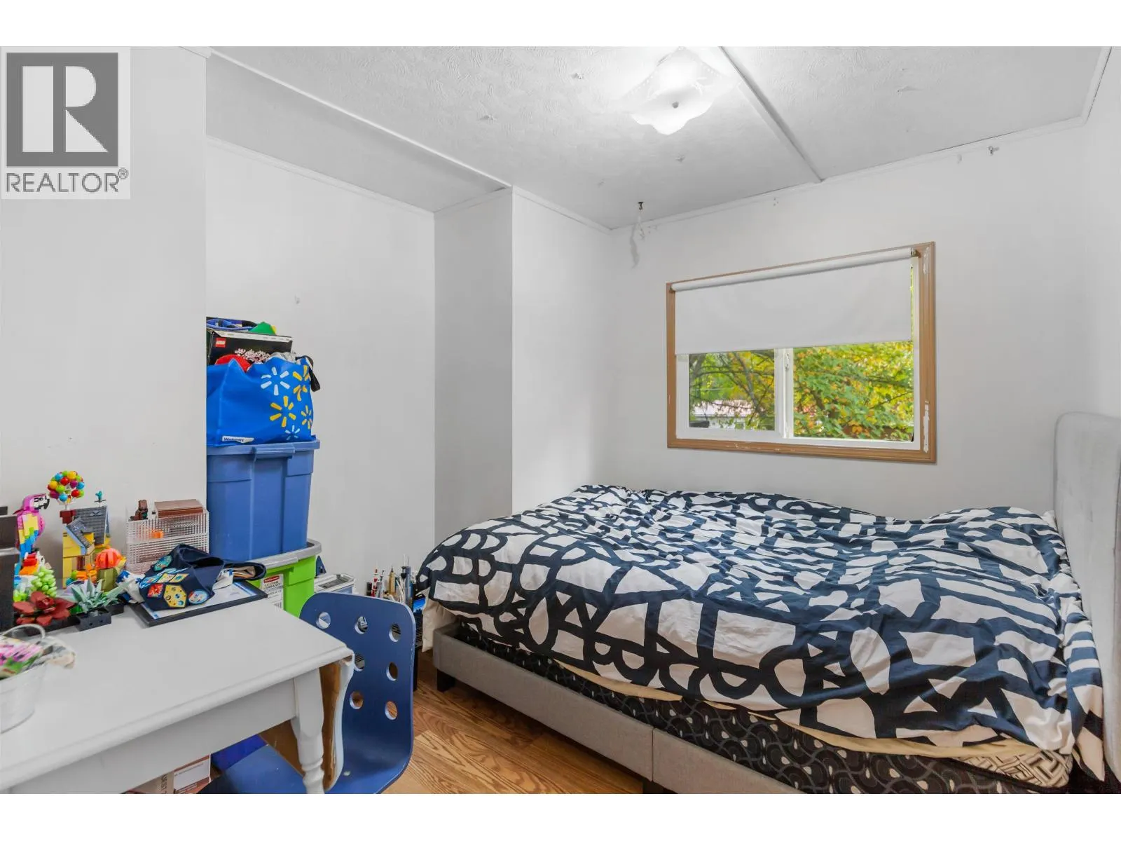 2274 BALL PLACE