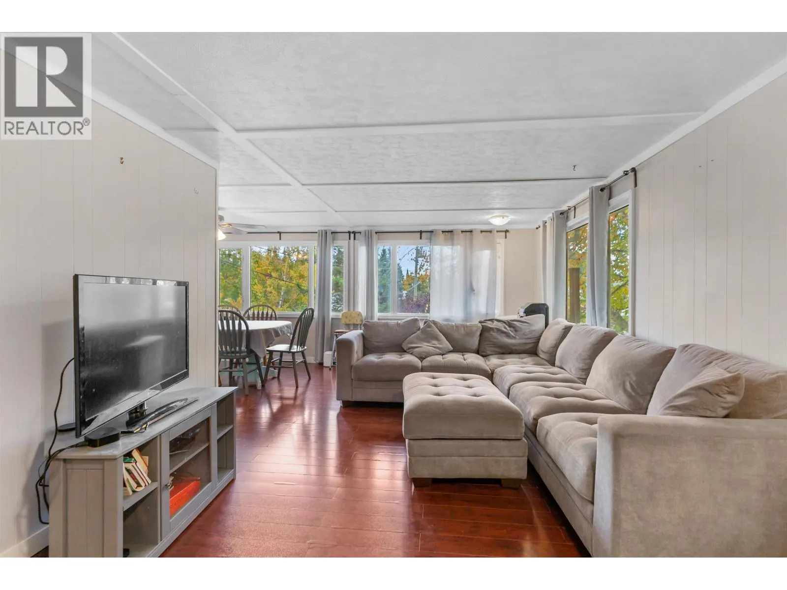 2274 BALL PLACE