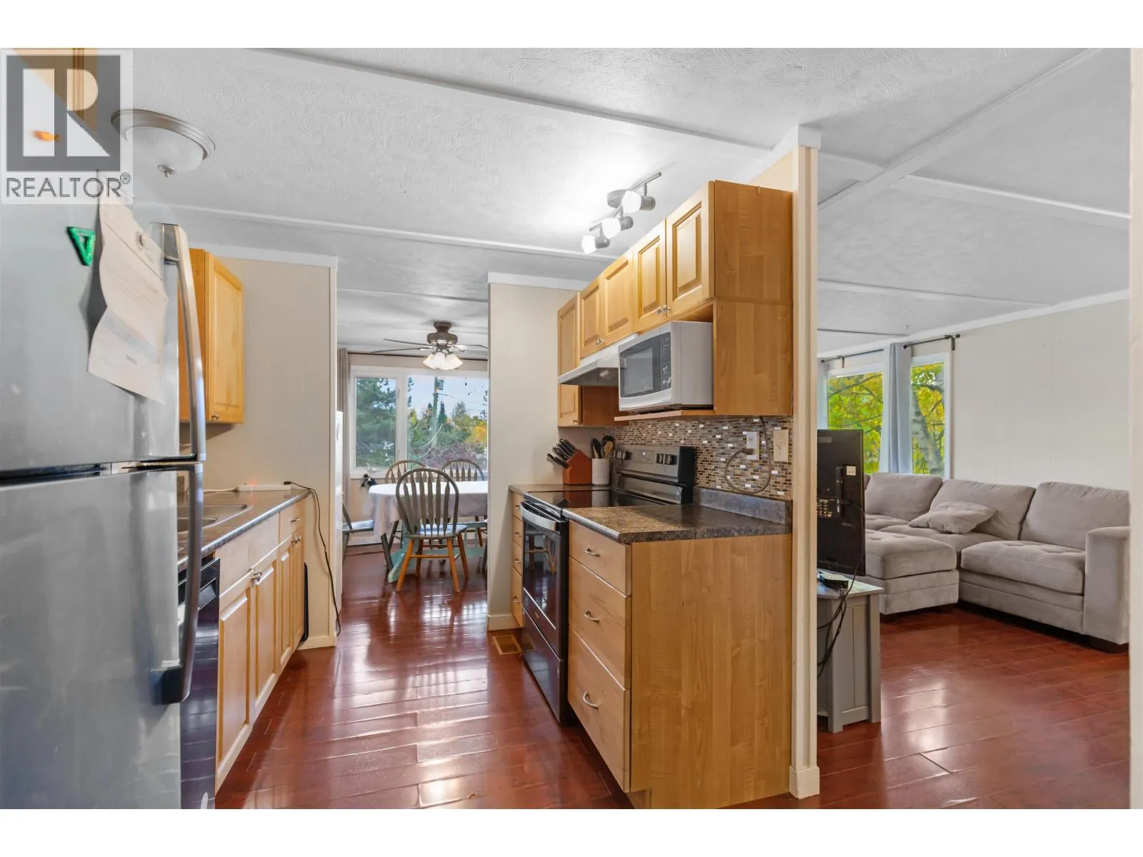 2274 BALL PLACE