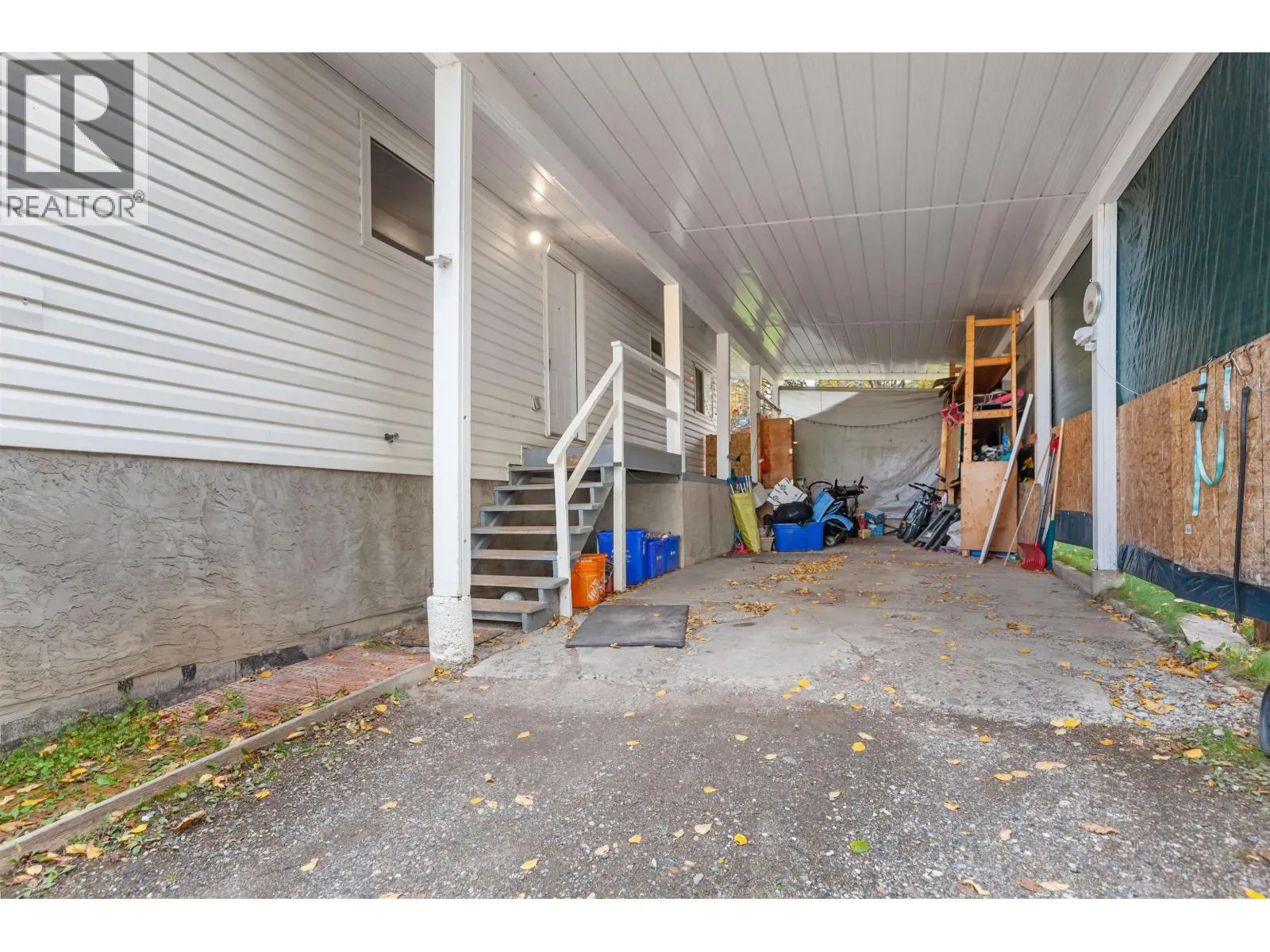 2274 BALL PLACE