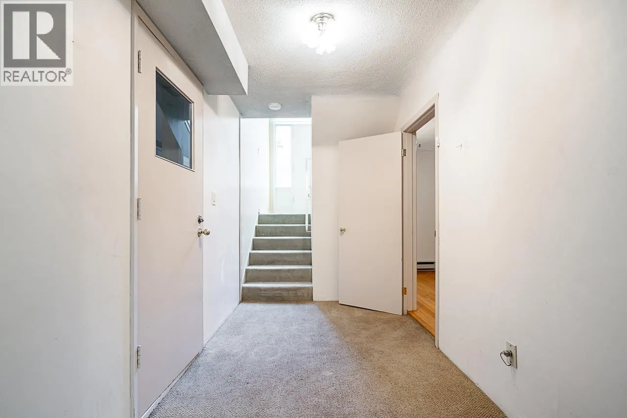 2332 HOSKINS ROAD
